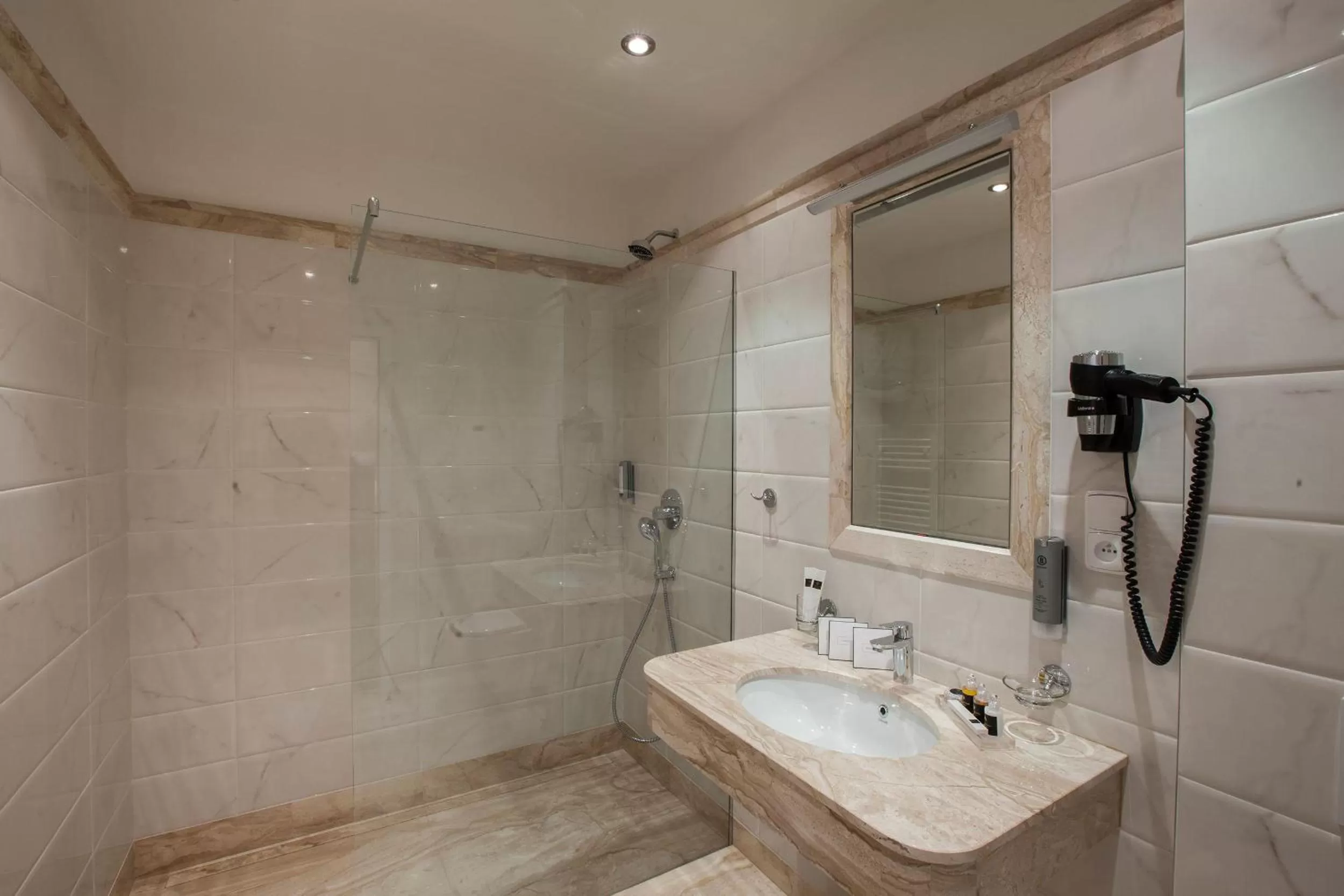 Bathroom in Little King Hotel U Malvaze