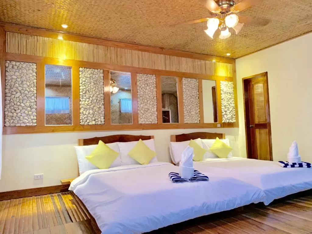 Bed in Peak View Resort