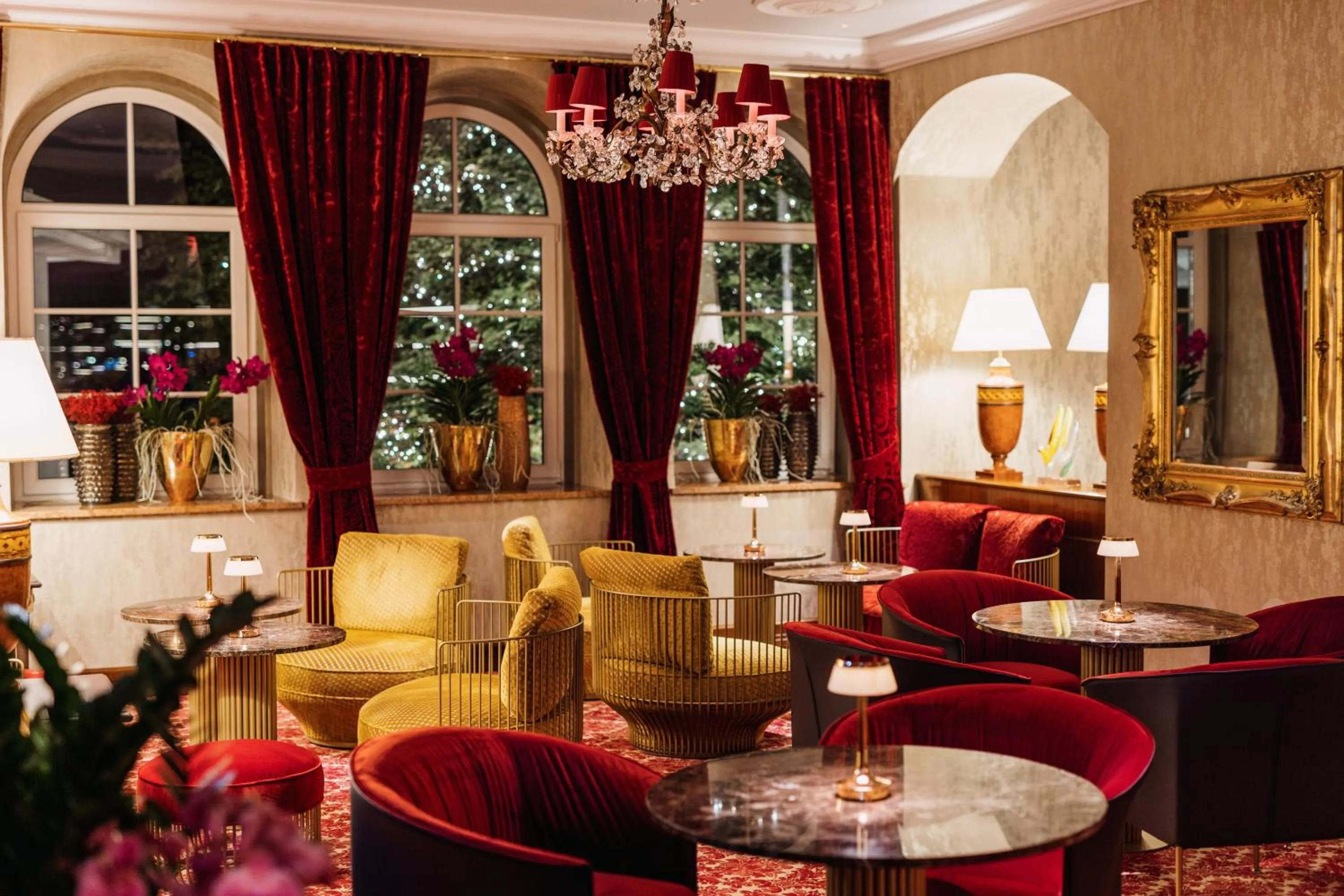 Lounge or bar in Hotel Schloss Seefels