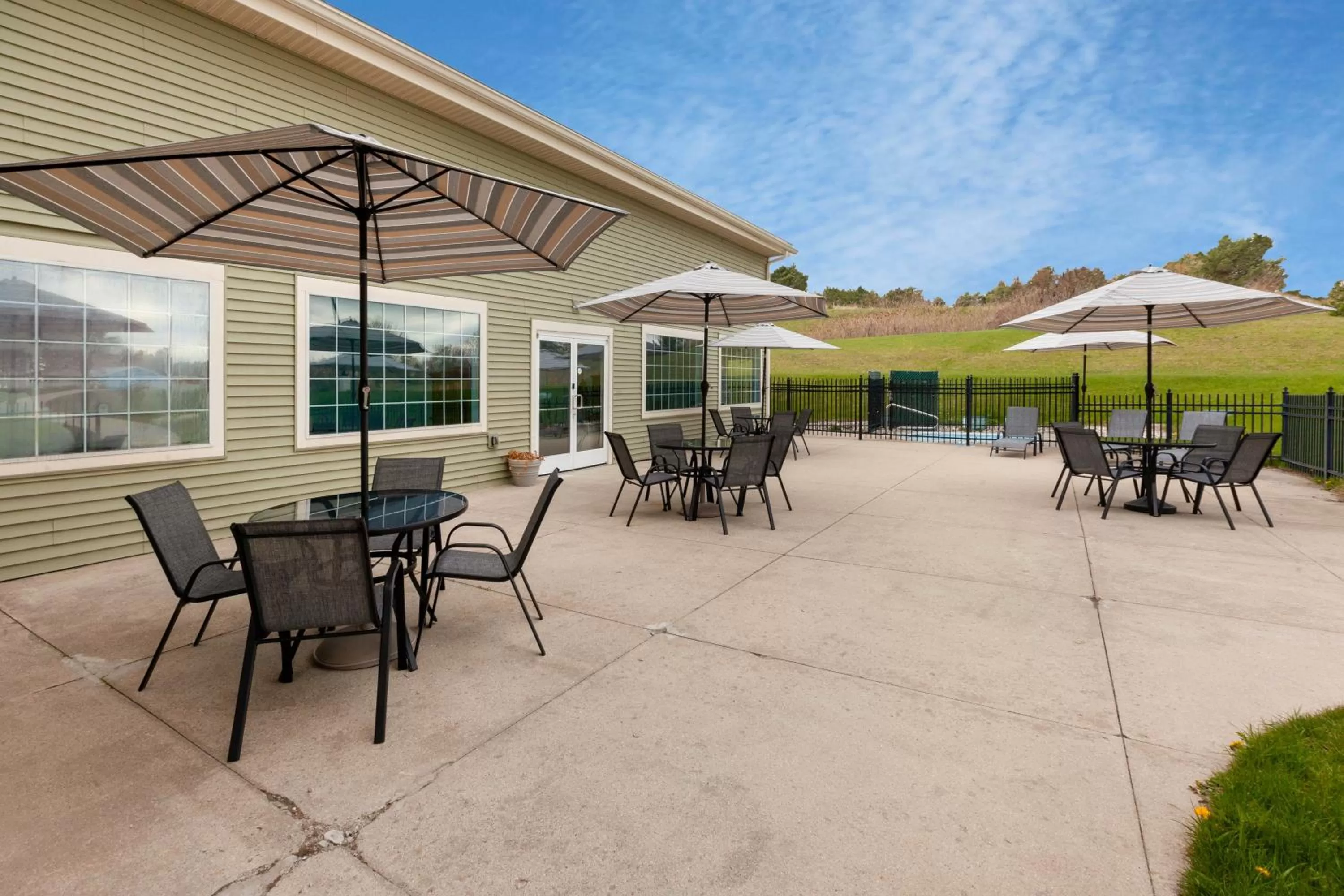 Patio in Baymont by Wyndham Beulah