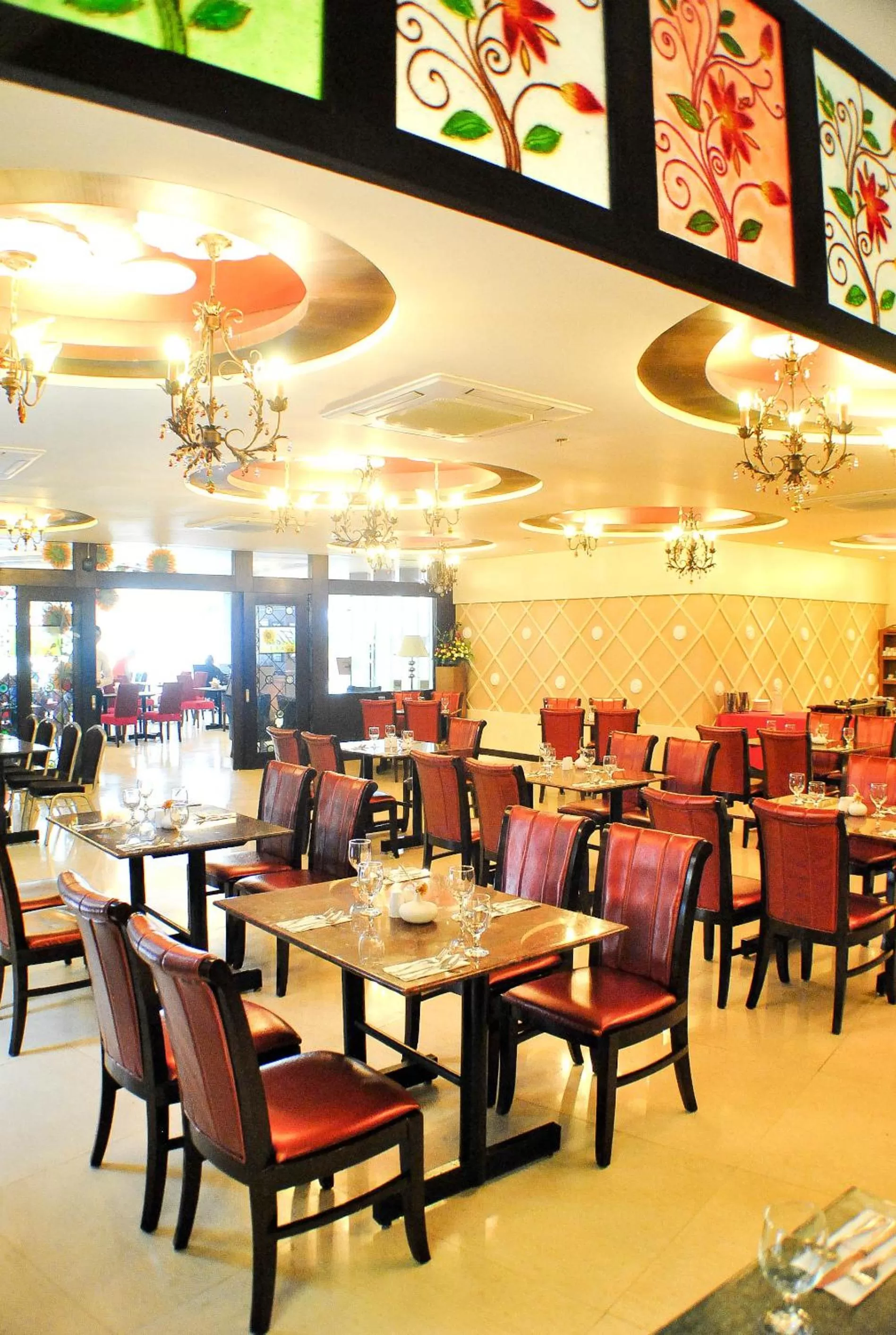 Restaurant/places to eat in Hotel Elizabeth Cebu