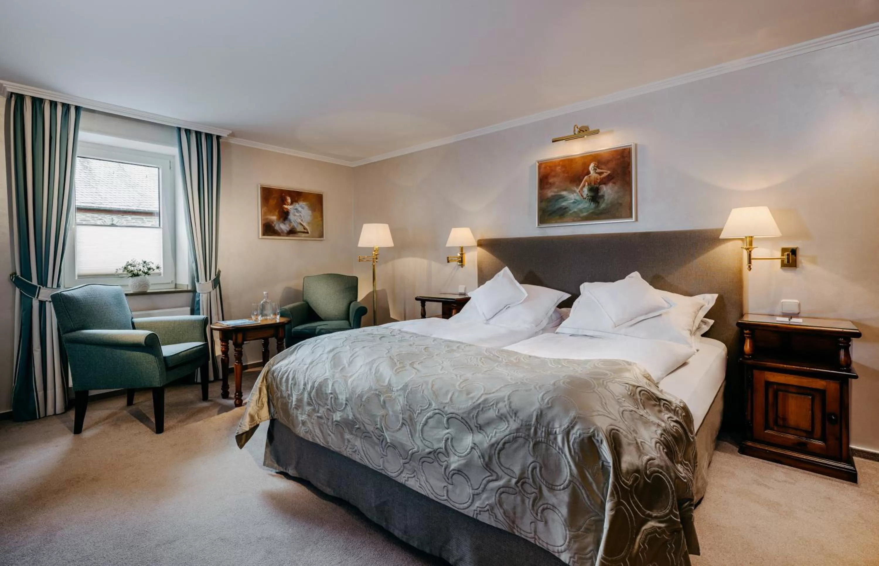 Bed in Romantik Berghotel Astenkrone