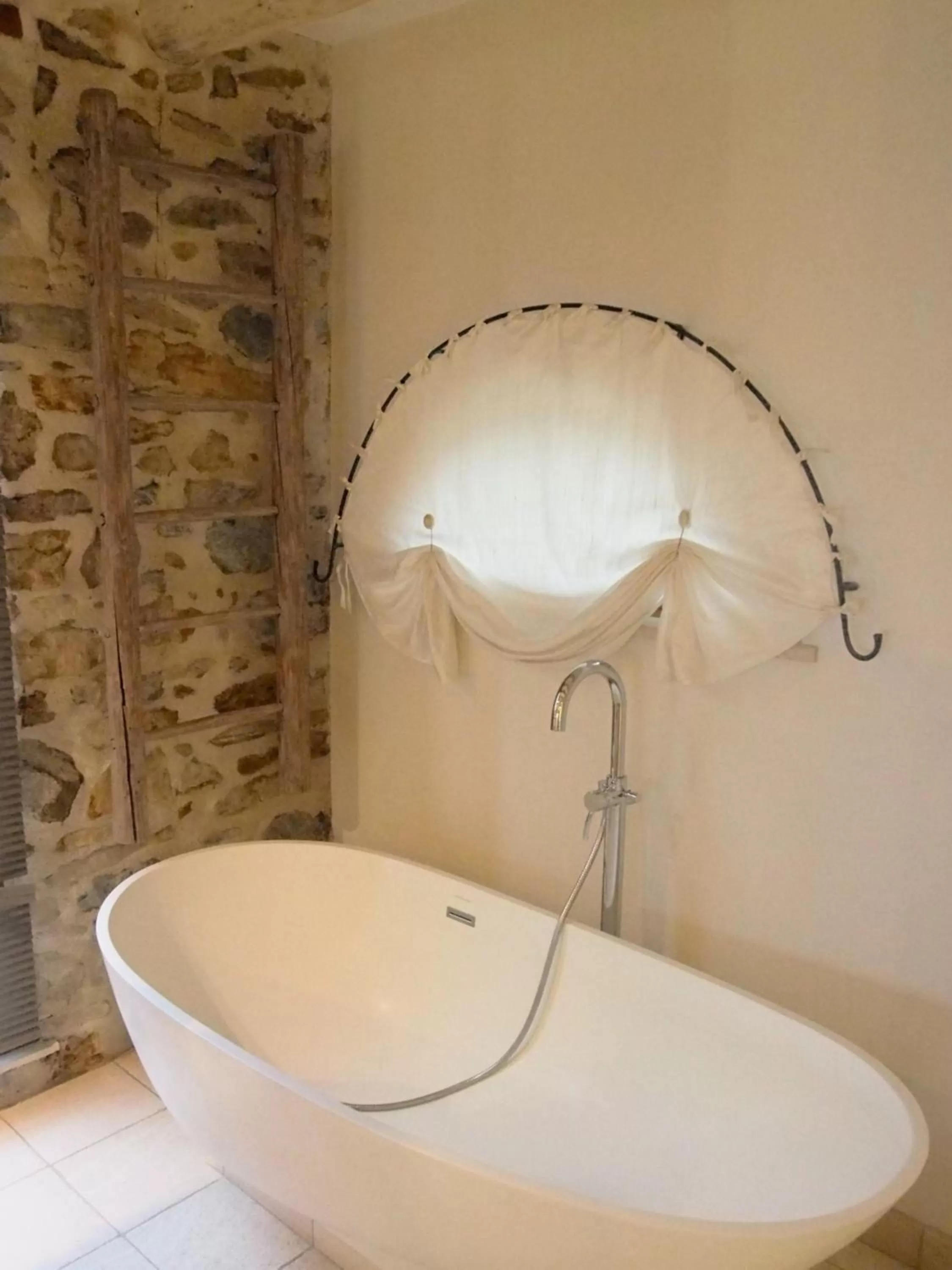 Bathroom in Les Lumières de Genève