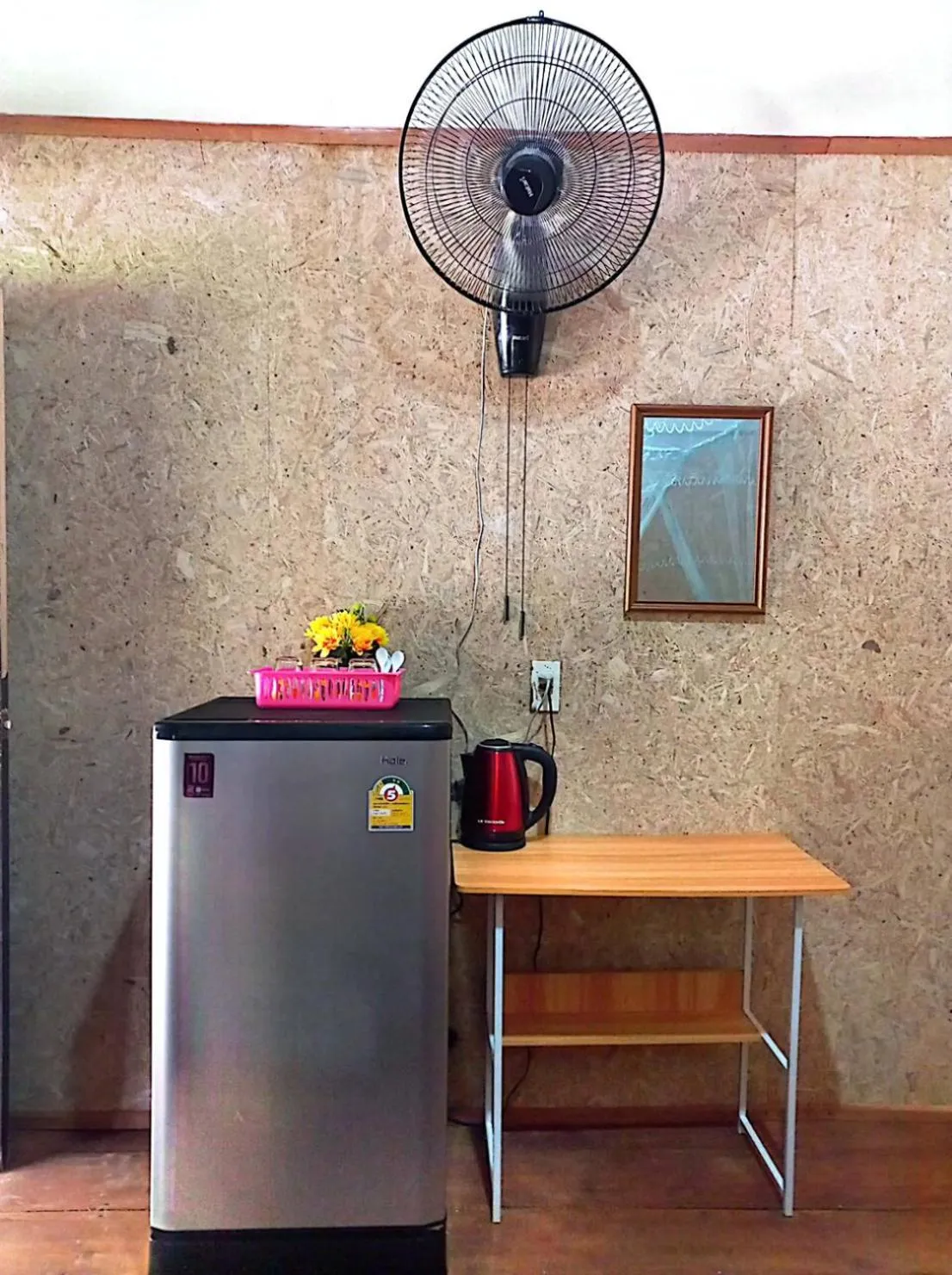 hair dresser in Lanta Maikeaw Bungalow