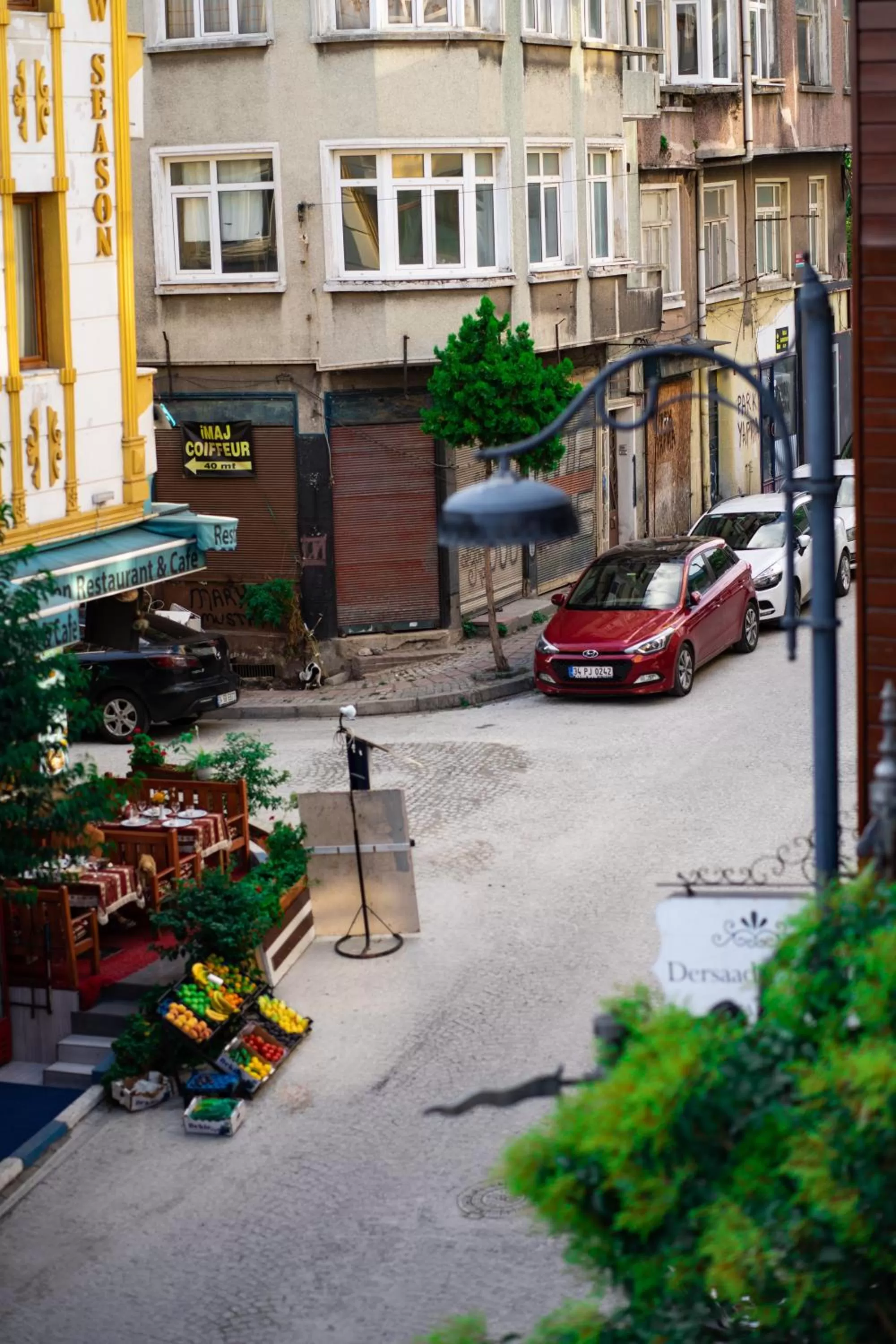 Neighbourhood in Atam Suites