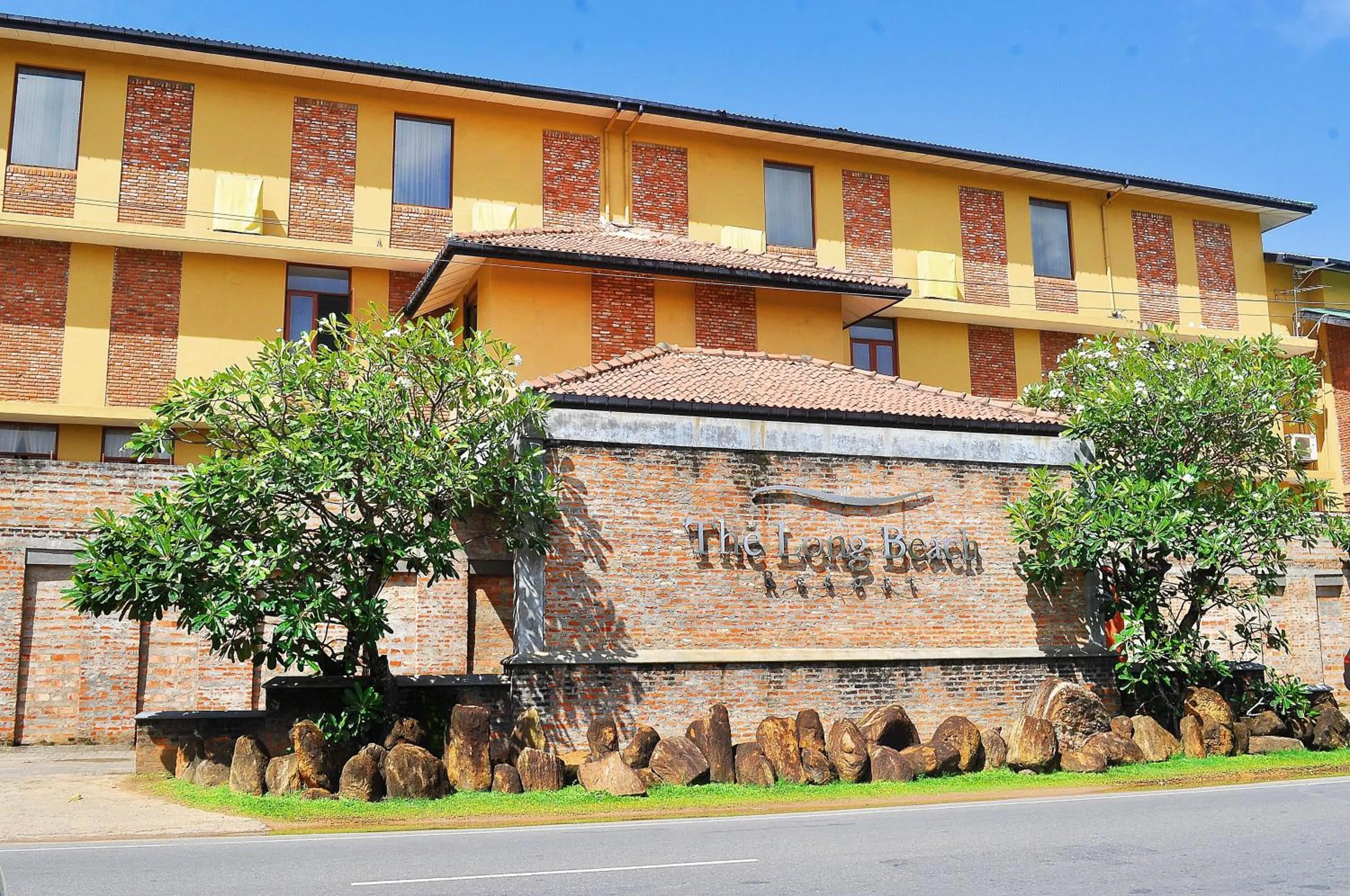 Property building in The Long Beach Resort & Spa