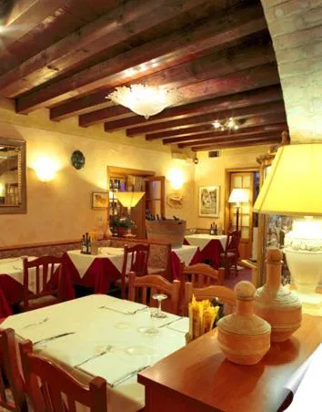 Restaurant/places to eat in Hotel Antico Moro