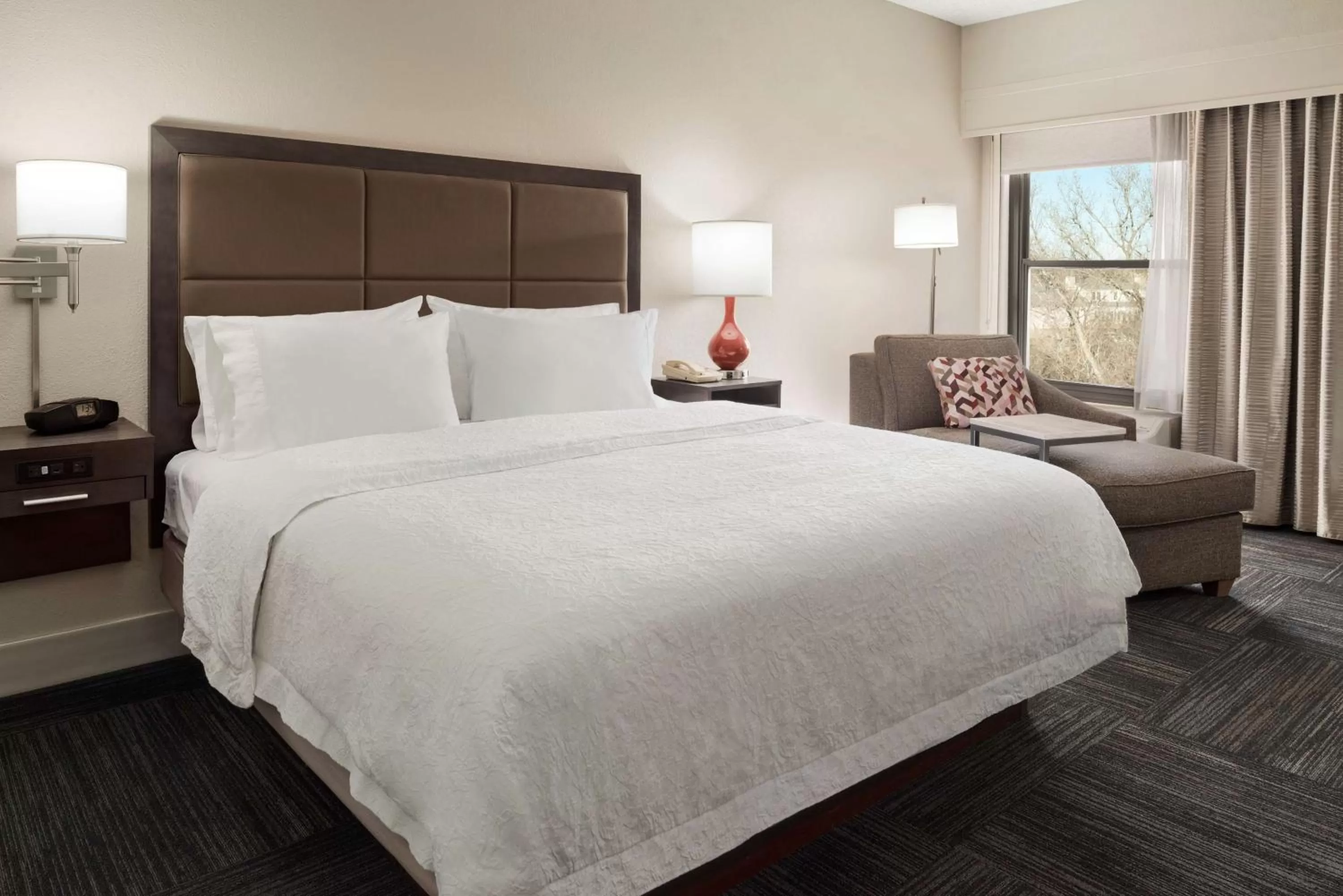 Bed in Hampton Inn Lawrence