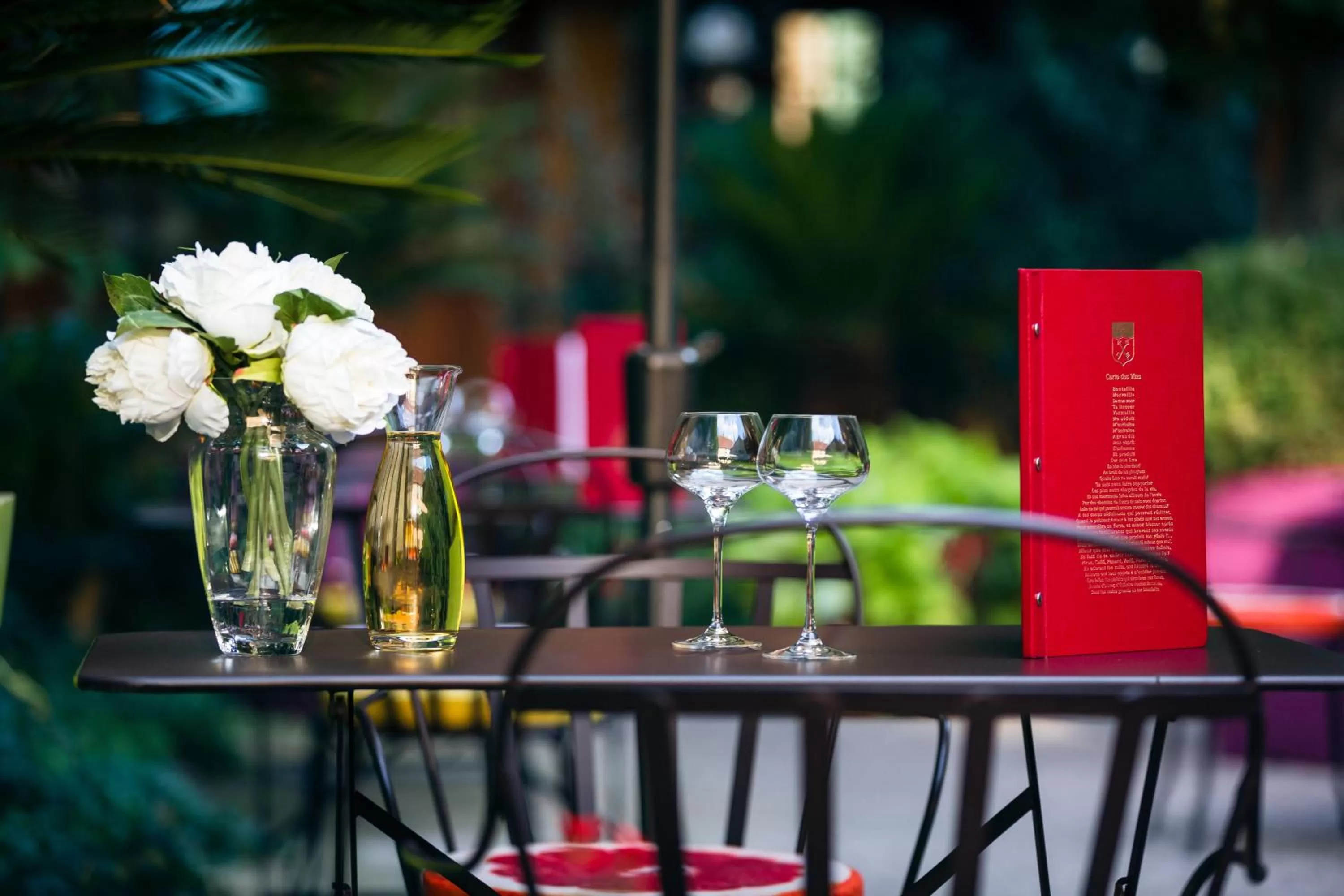 Garden in Hôtel des Deux Clefs