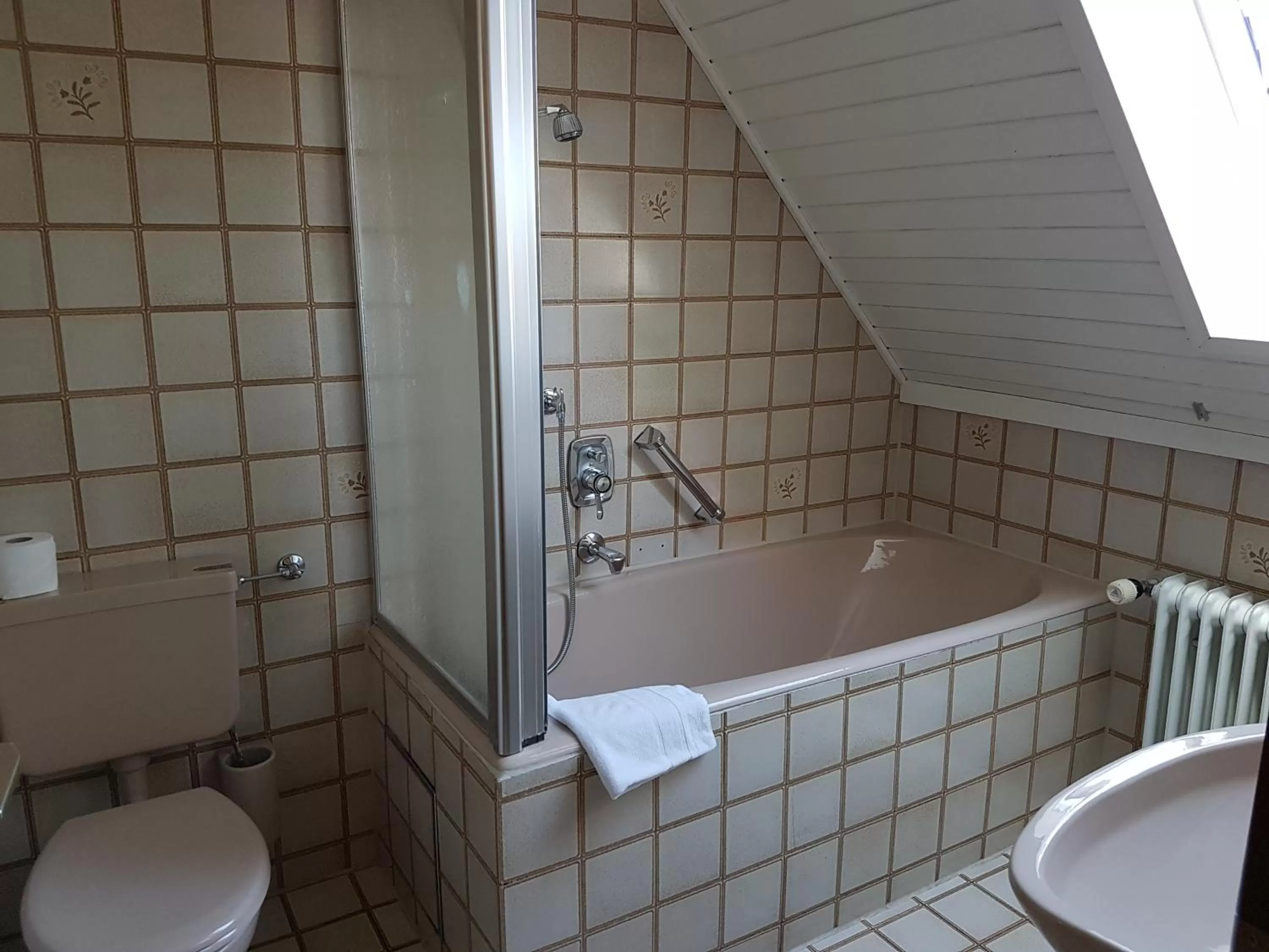 Bathroom in Hotel Restaurant Klostermühle