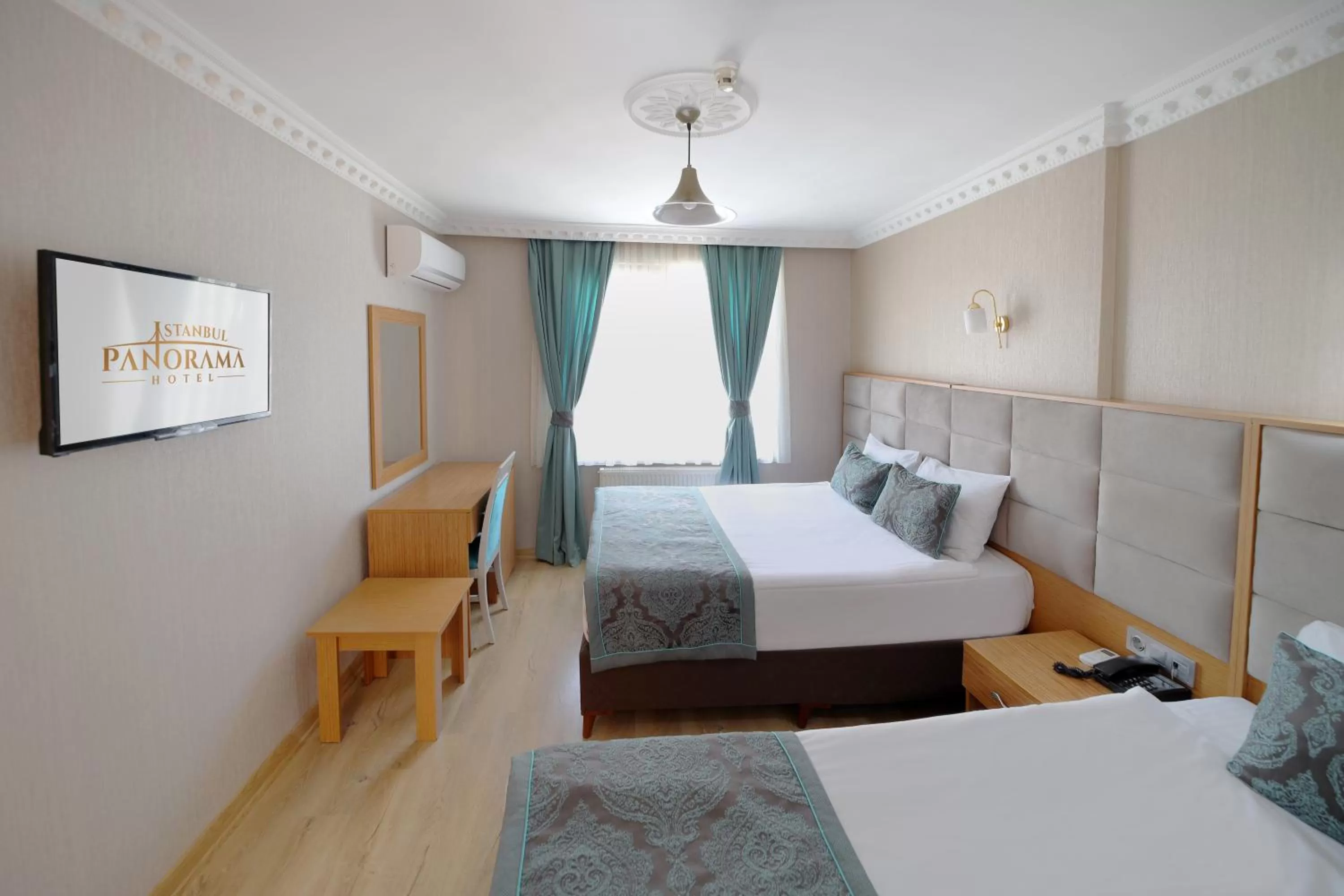 Bedroom, Bed in Istanbul Panorama Hotel