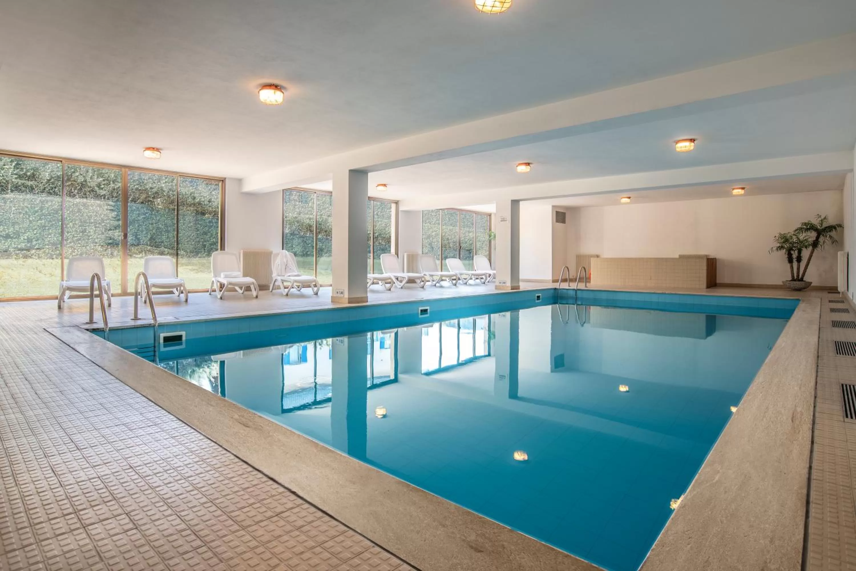 Swimming pool in Alaska Clubresidence