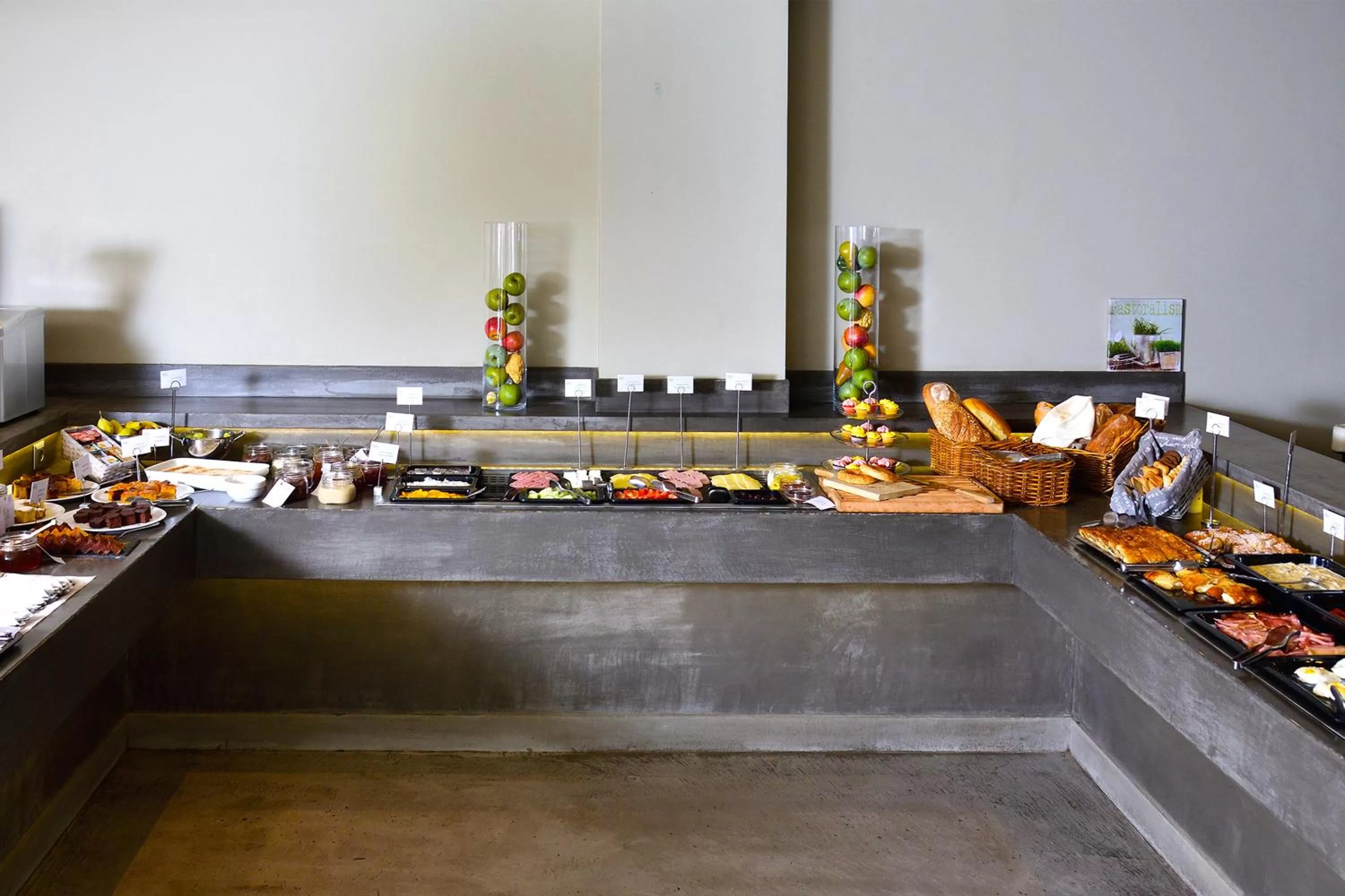 Food in Le Palace Hotel