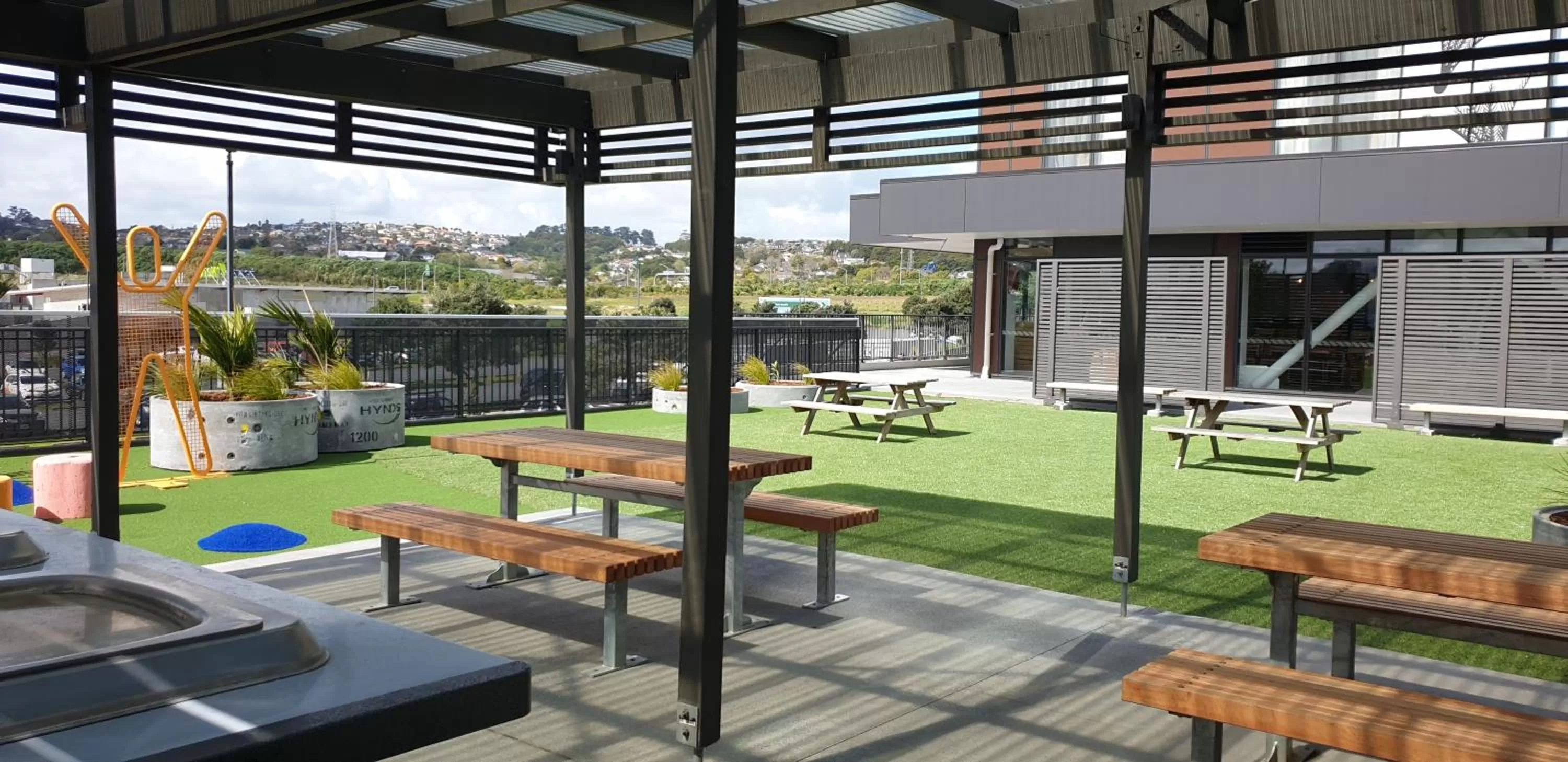 Garden view in Ramada Suites by Wyndham Auckland Manukau Pacfic Centre