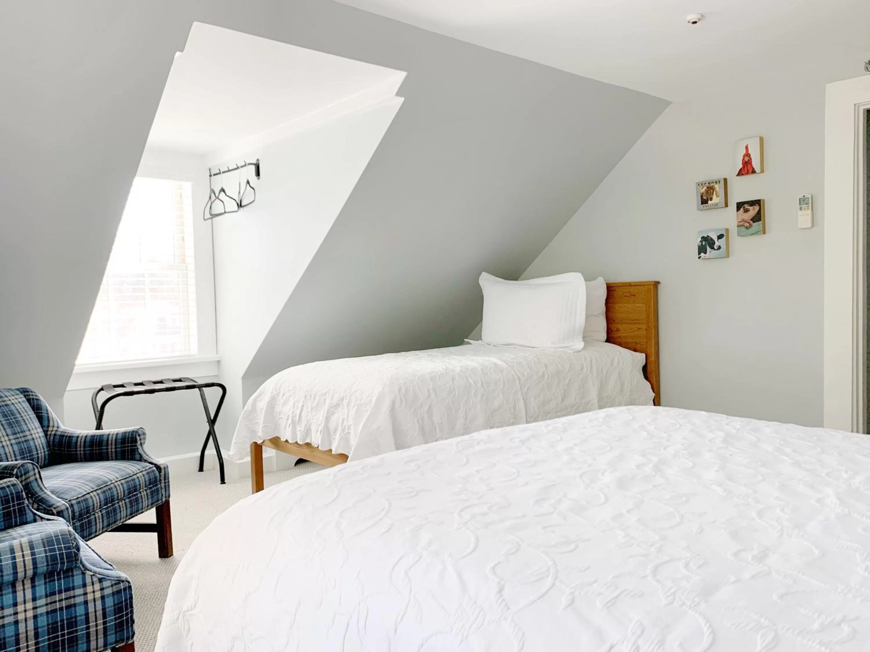 Guests, Bed in The Inn at Manchester