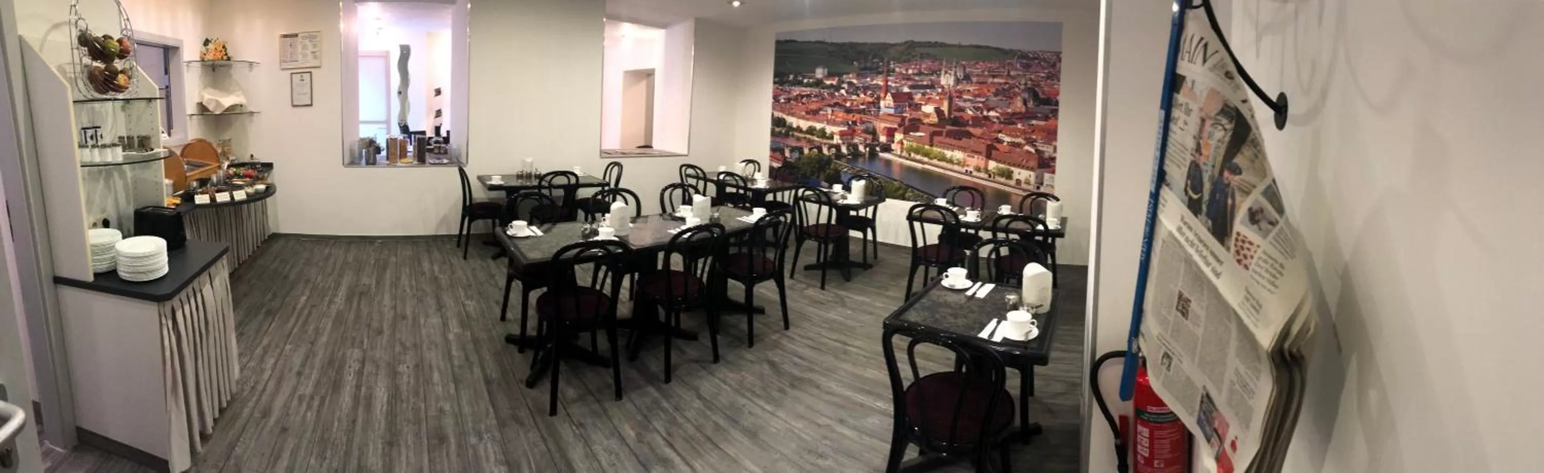 Food in Hotel Regina