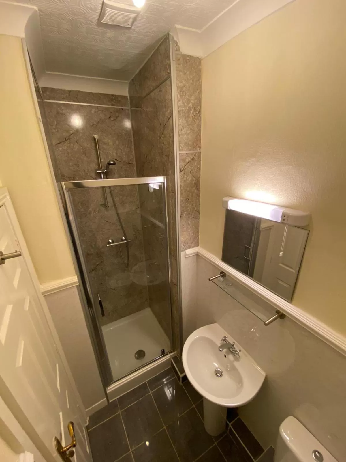 Bathroom in The Redwell Inn