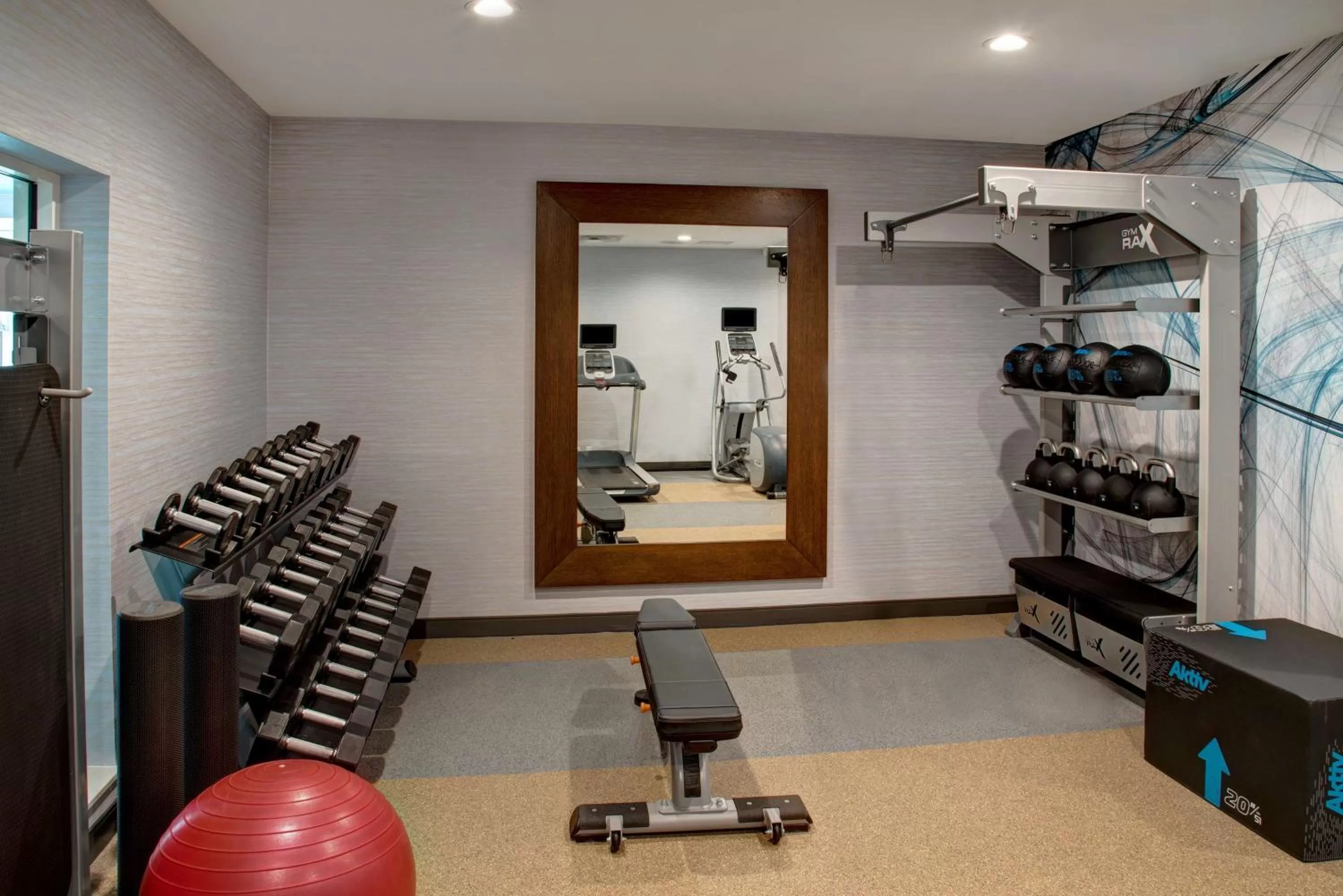 Fitness centre/facilities in Hilton Garden Inn Kansas City/Kansas