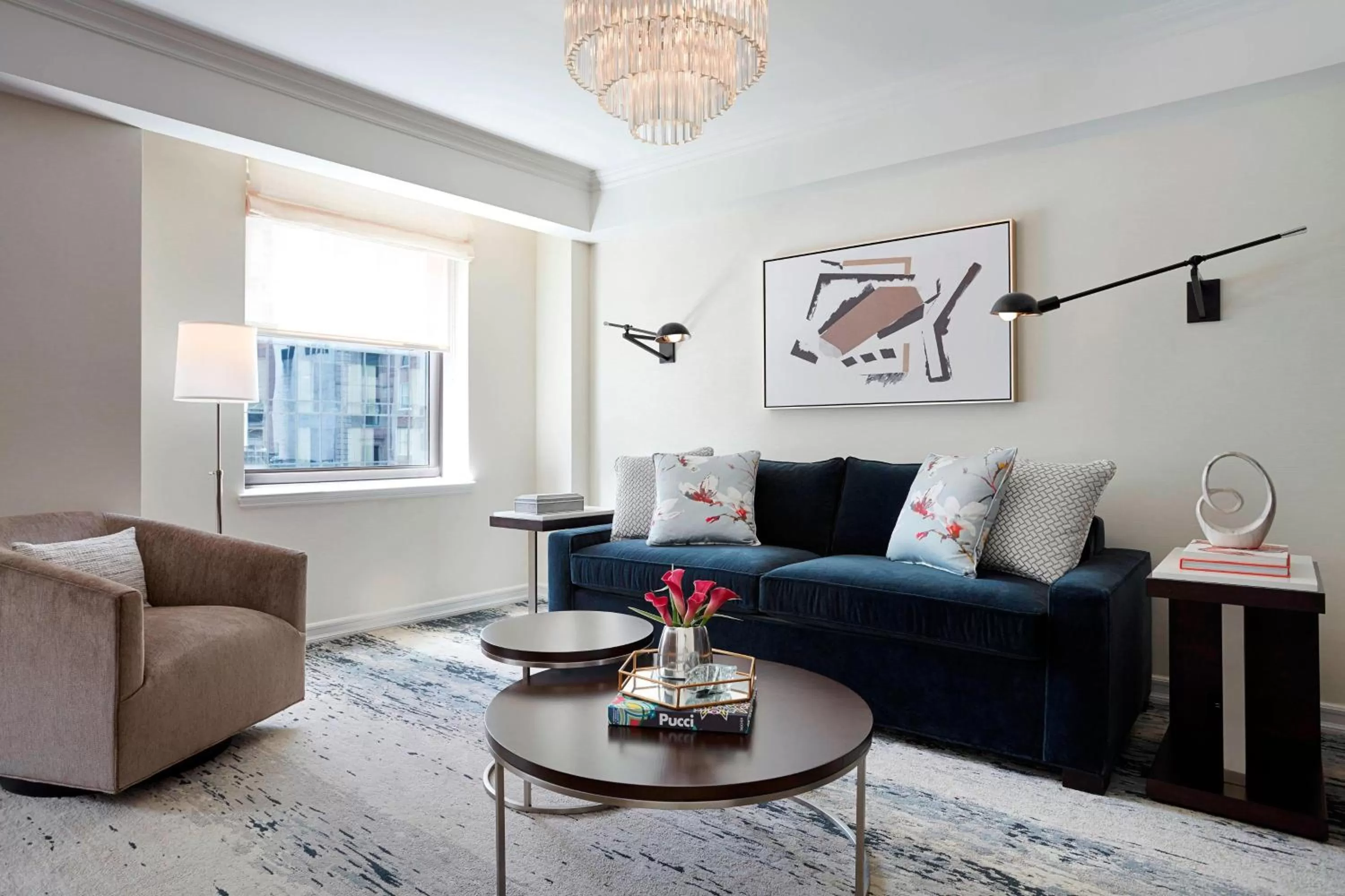 Living room in JW Marriott Essex House New York