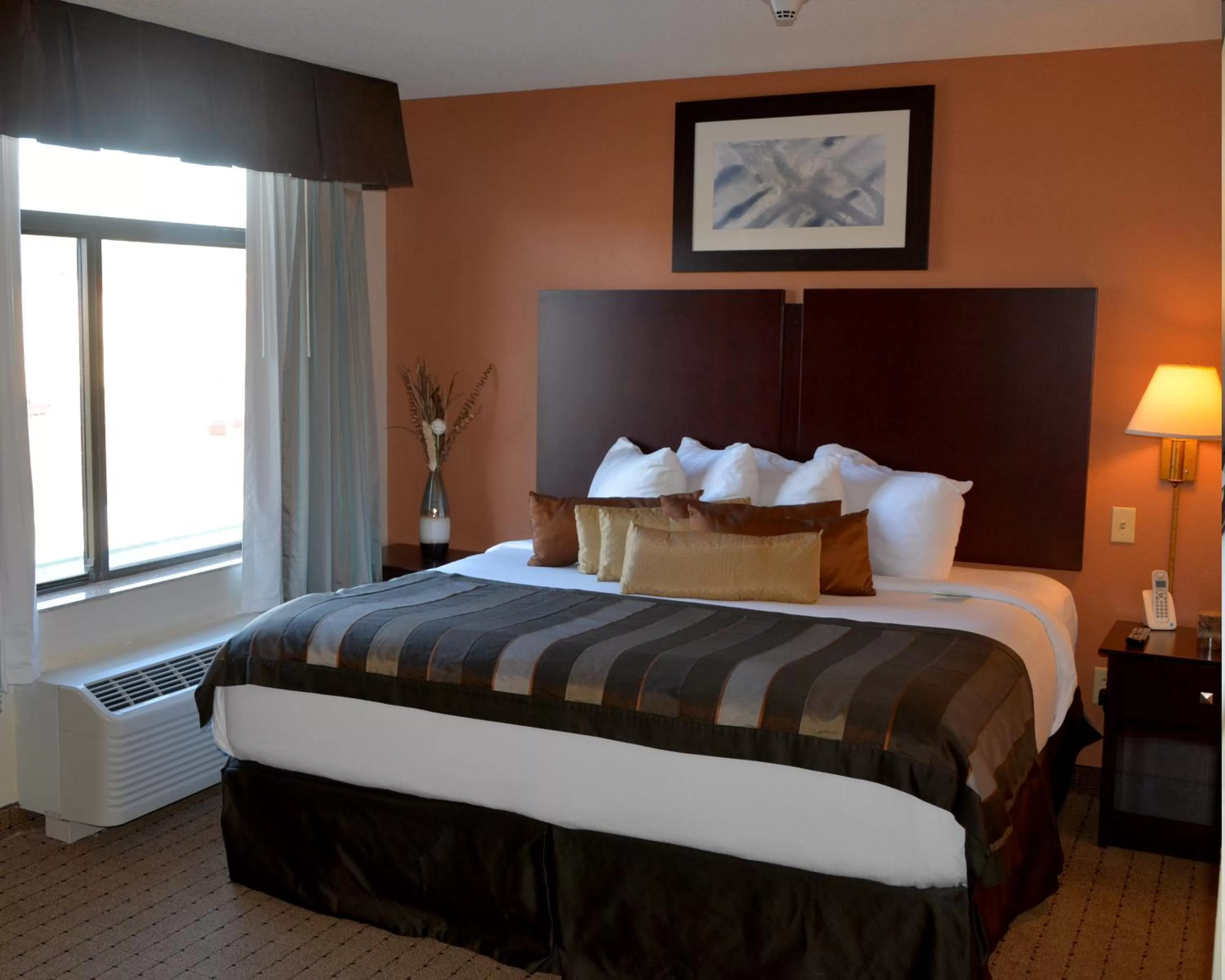 Day, Bed in Wingate by Wyndham West Monroe