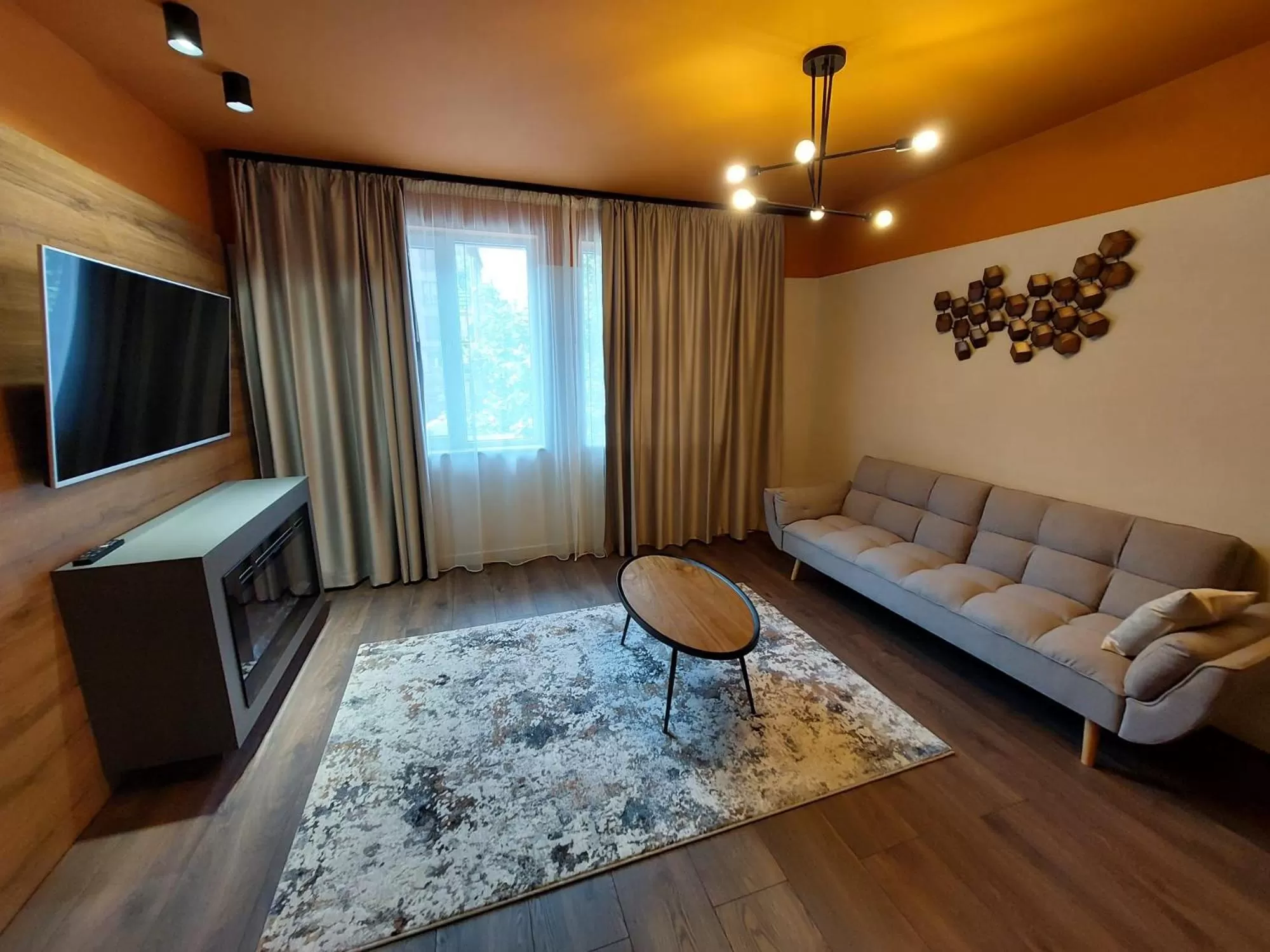 Living room in Bucharest Comfort Suites Hotel