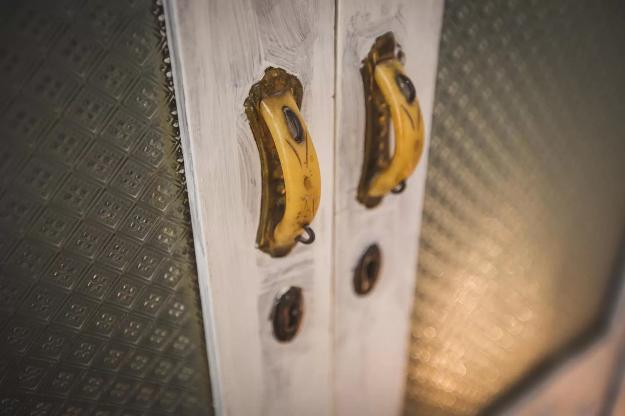 Decorative detail in B&B Le Ferule