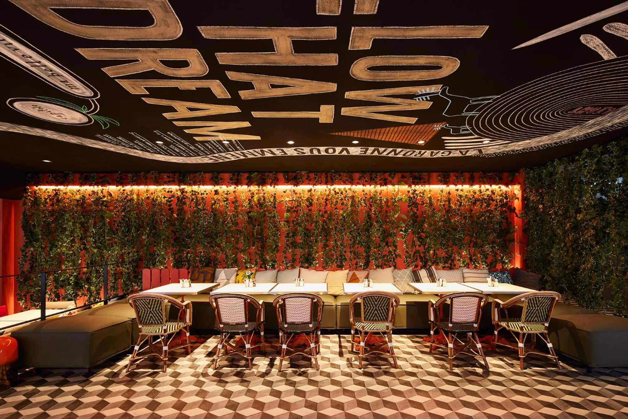 Restaurant/places to eat in Mama Shelter Toulouse