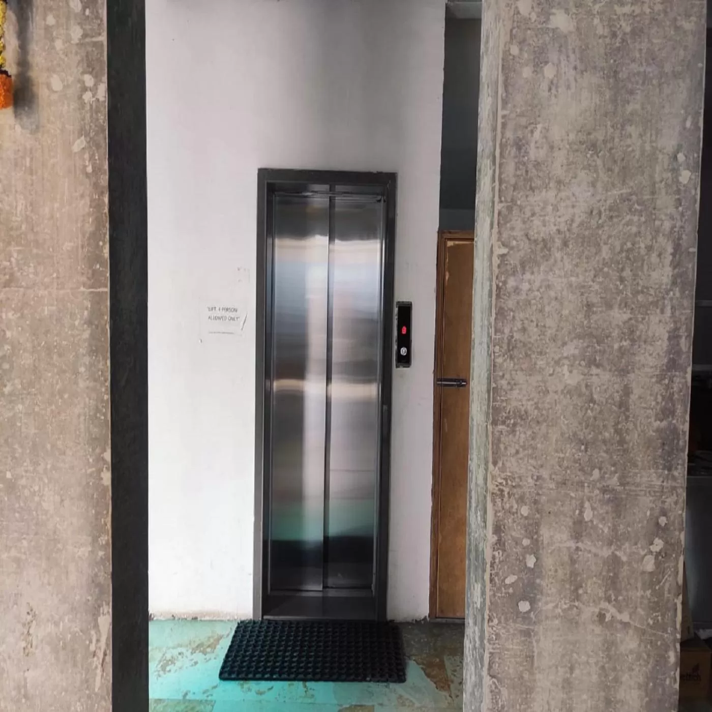 elevator in Shankar Residency, Akkalkot