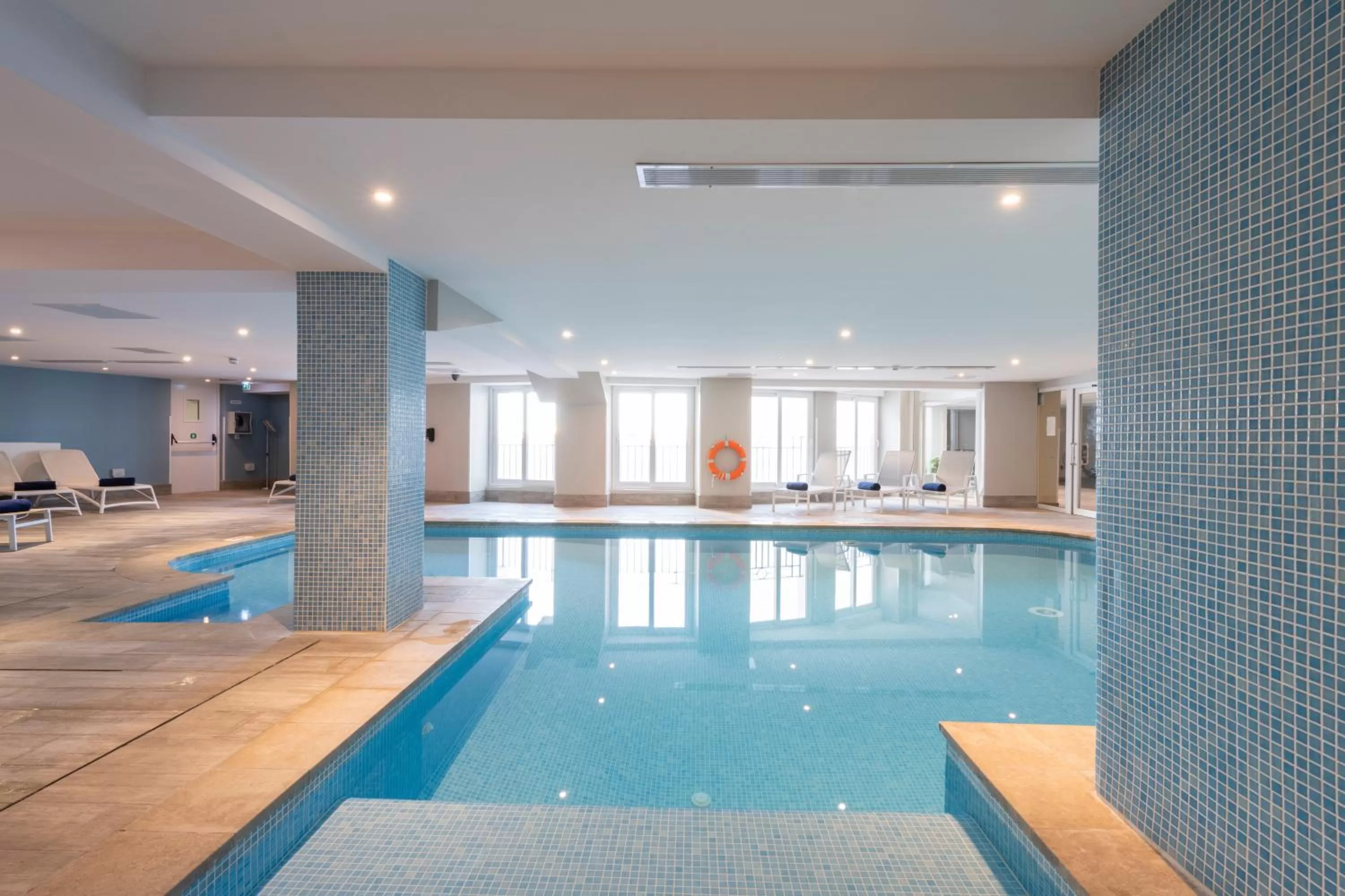 Swimming pool in Waterfront