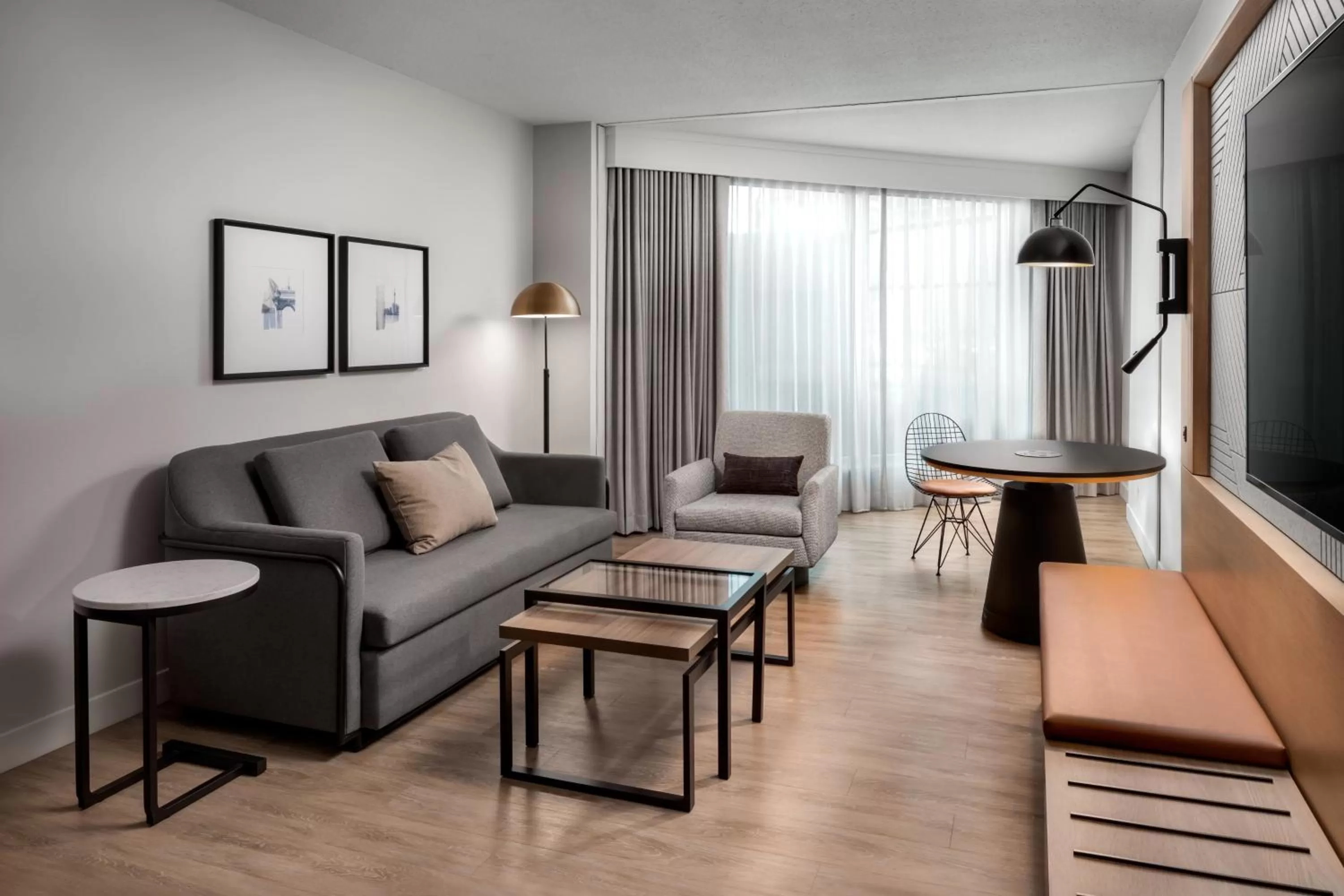 Photo of the whole room in Sheraton Gateway Hotel in Toronto International Airport