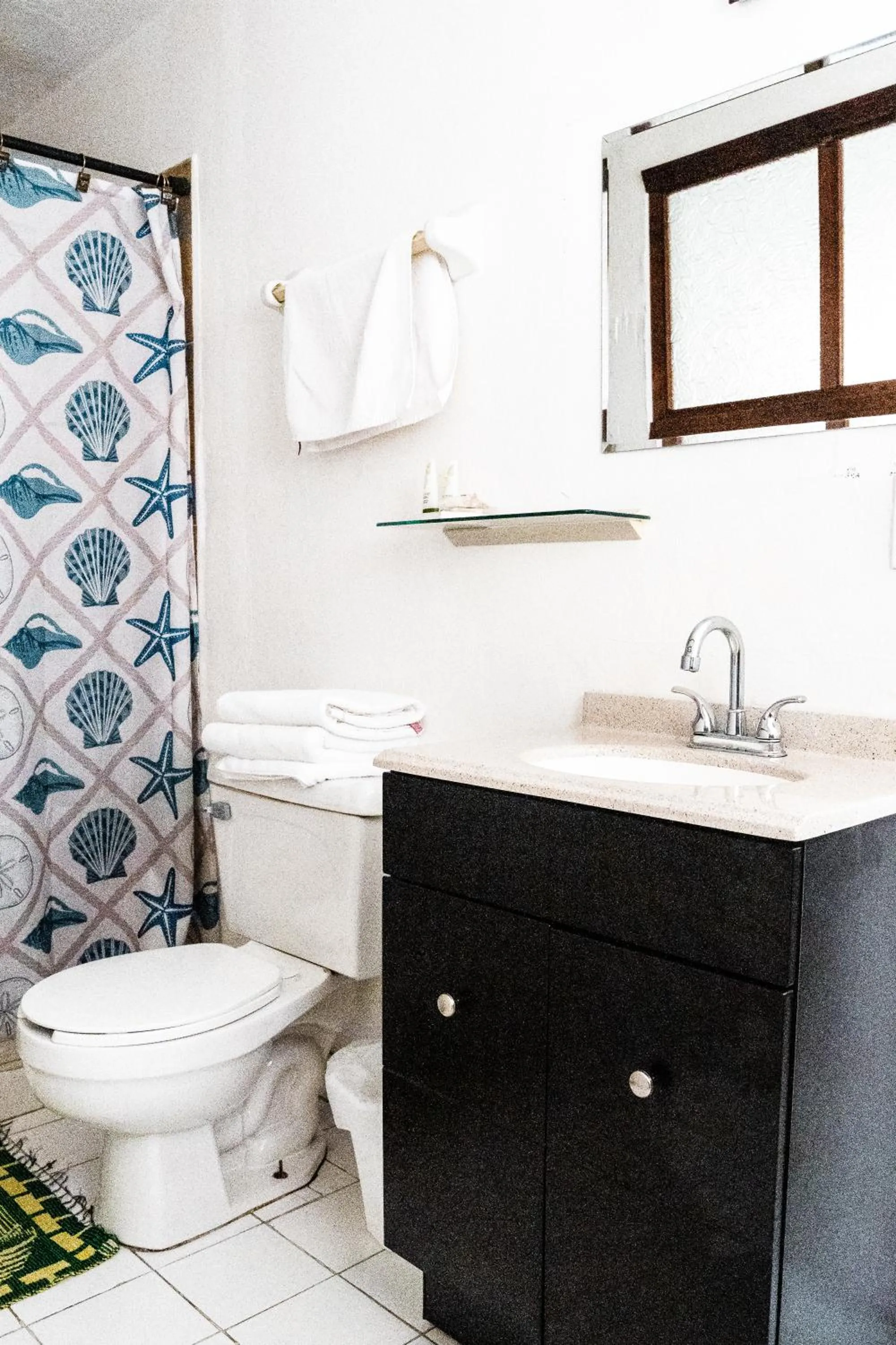 Bathroom in Hotel Allende