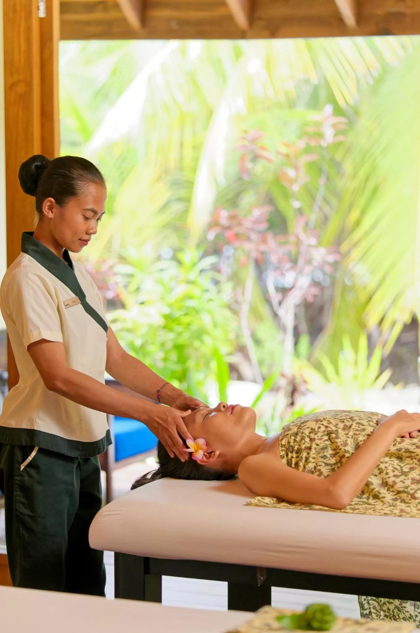 Staff in Canareef Resort Maldives