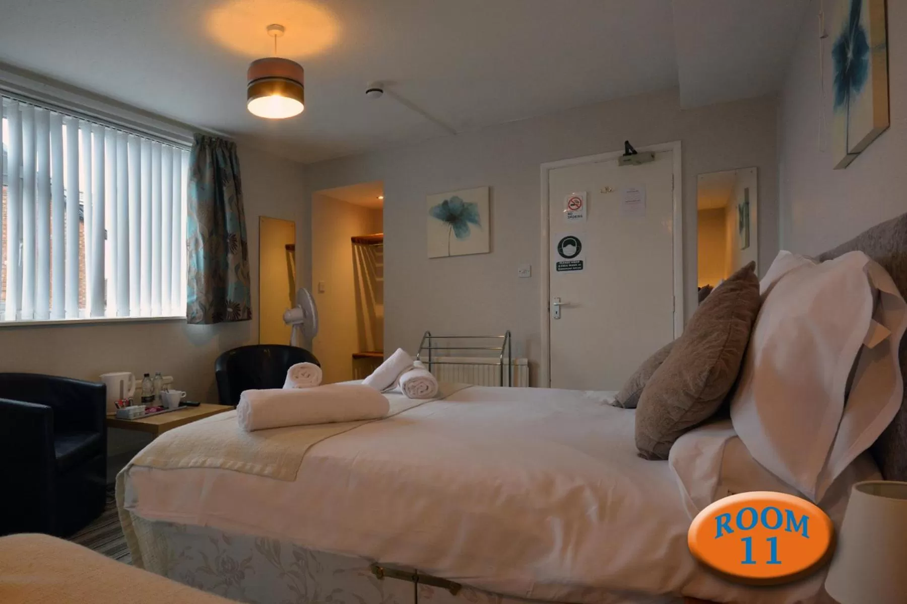 First Floor Double/Twin No 11 (NO LIFT) ( No Dogs) in The Ransdale