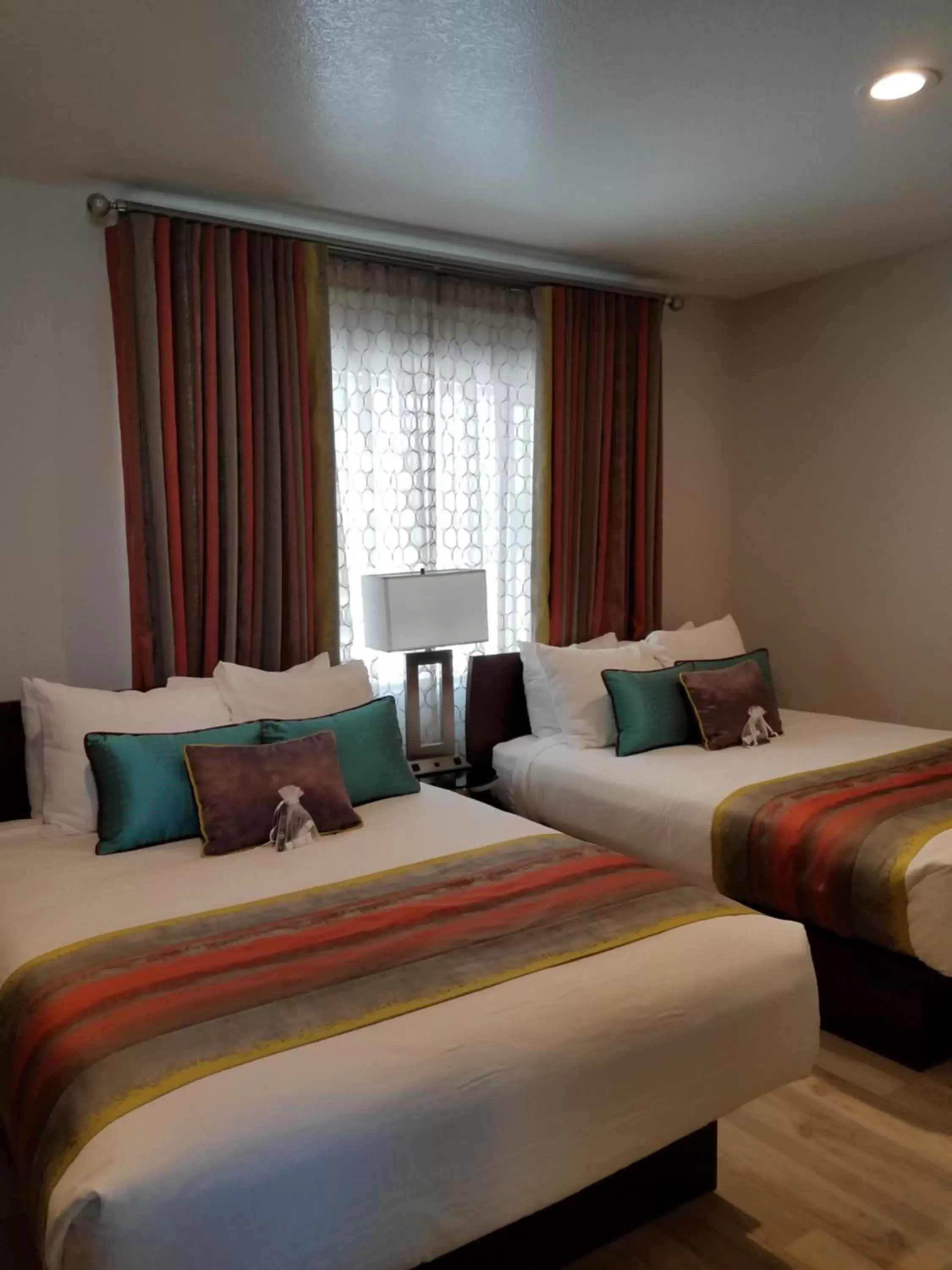 Budget Double Room in Shoshone Inn Budget Double Room in Shoshone Inn