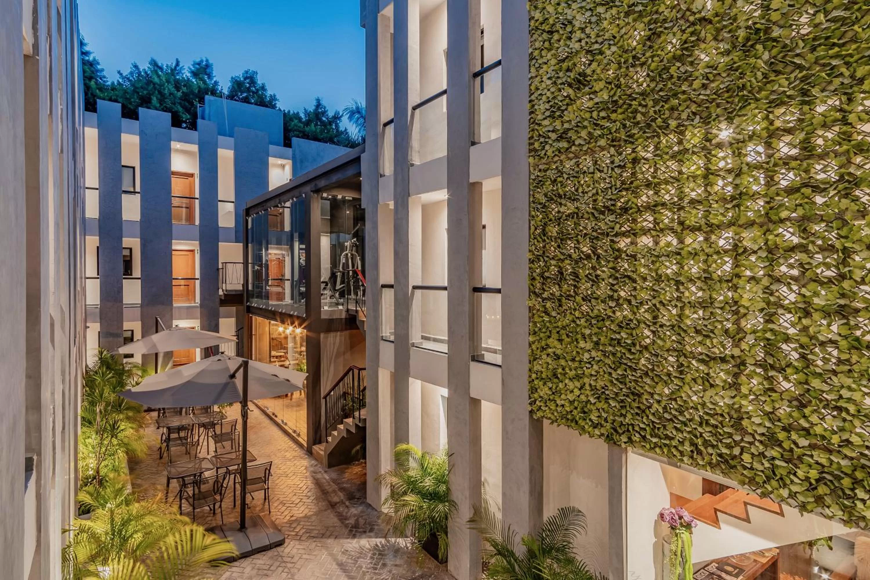 Patio in Youssef Exceptionnel Merida