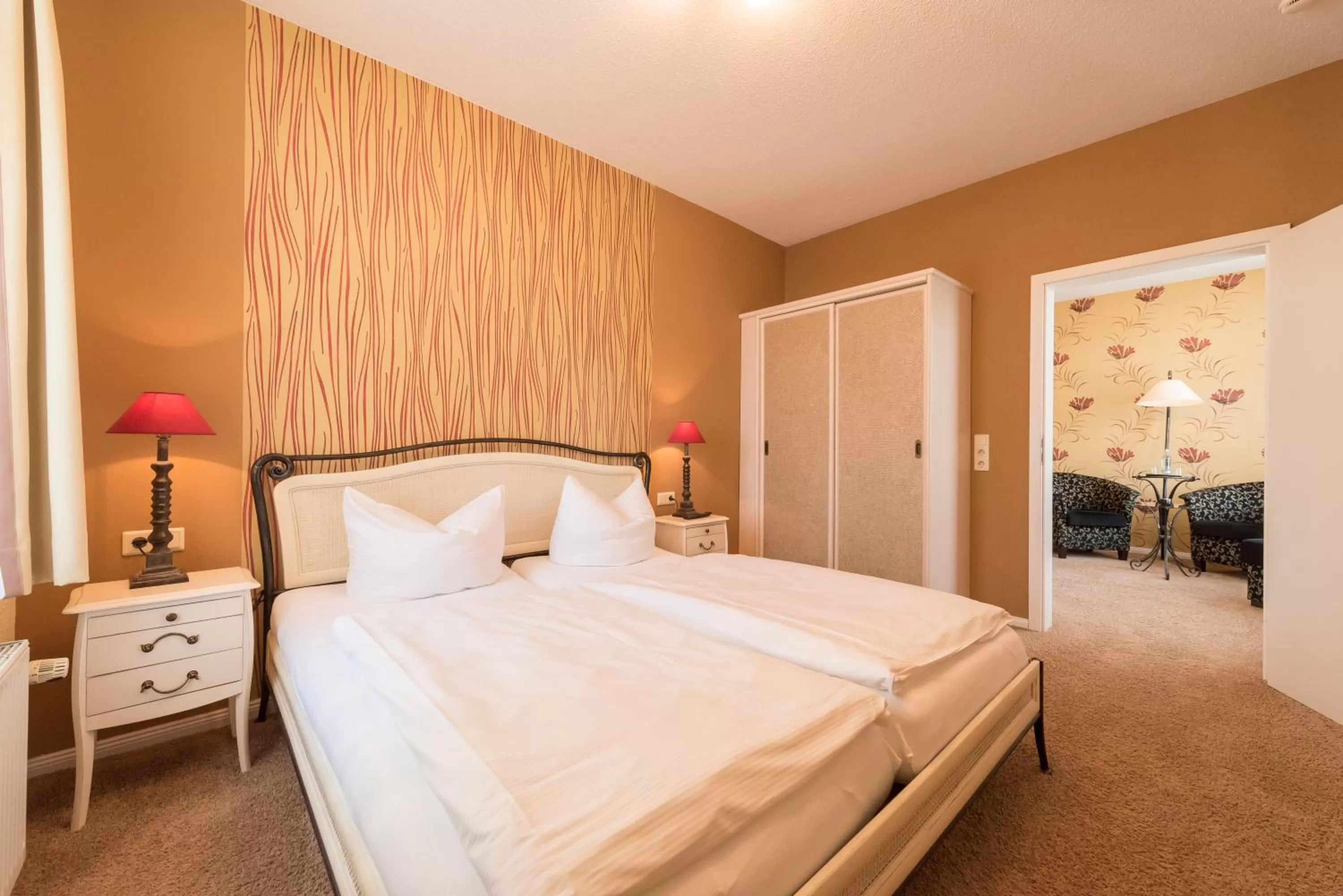 Photo of the whole room, Bed in Hotel Villa Waldfrieden