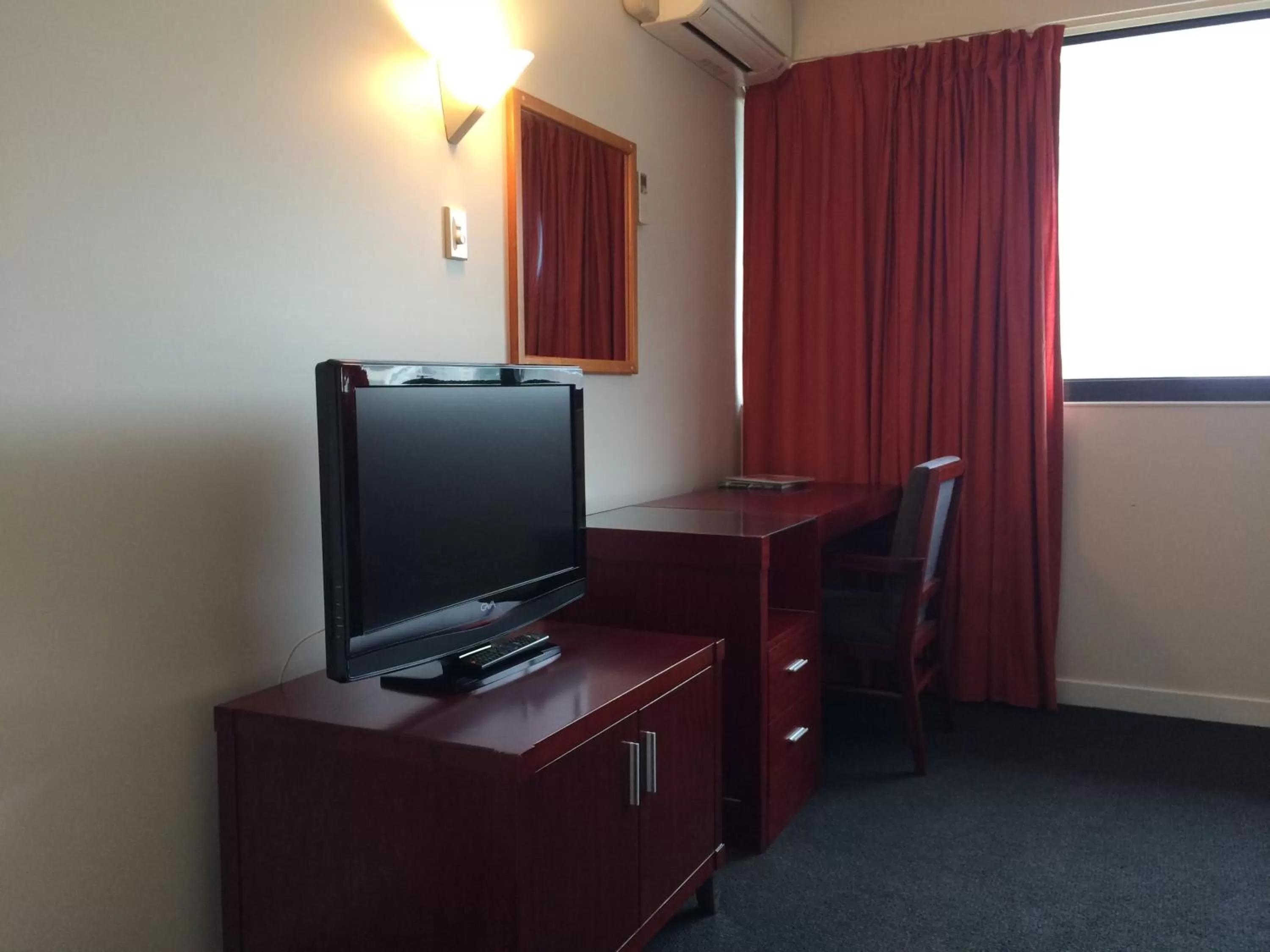 TV and multimedia in Madison Plaza Townsville