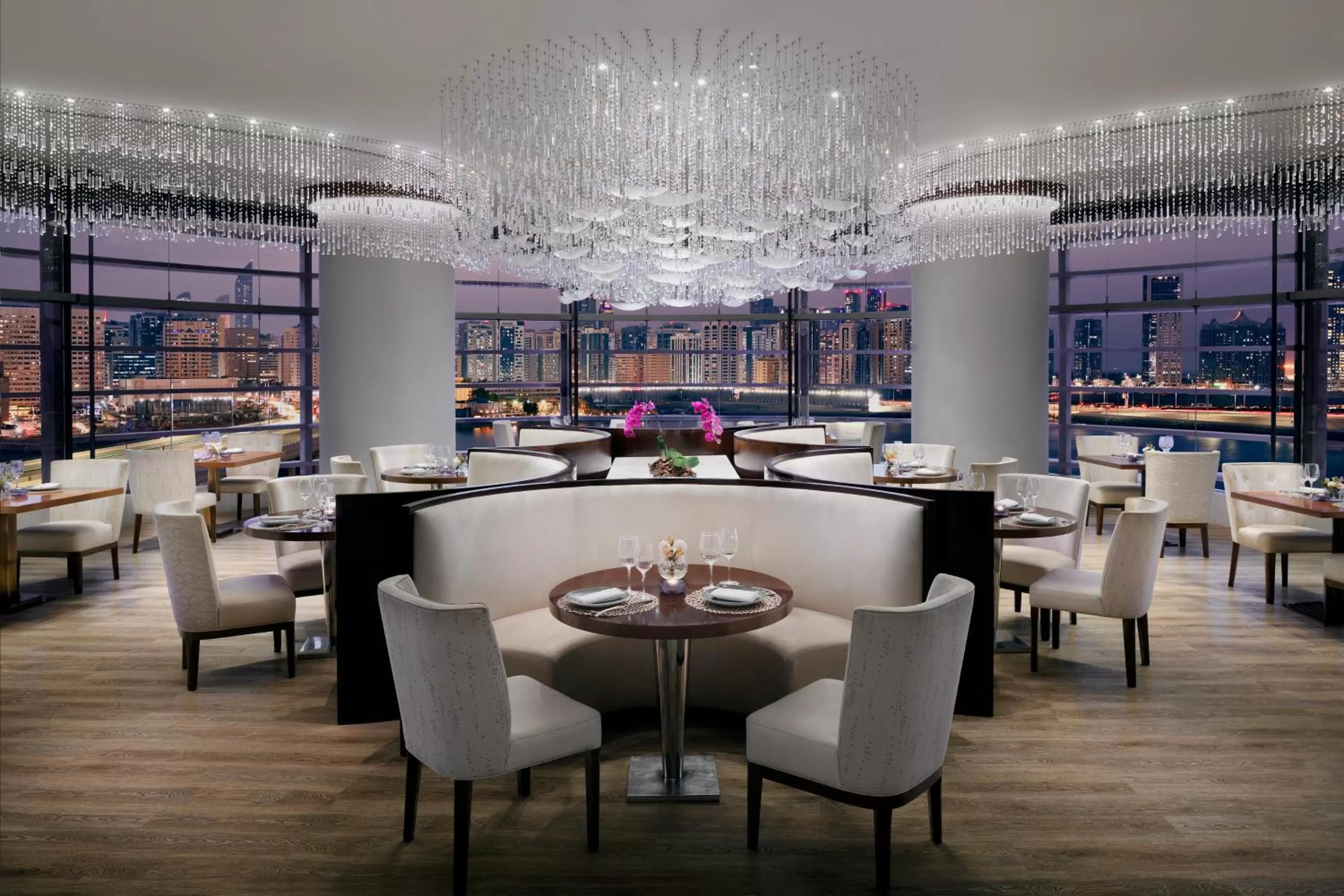 Restaurant/places to eat in Rosewood Abu Dhabi