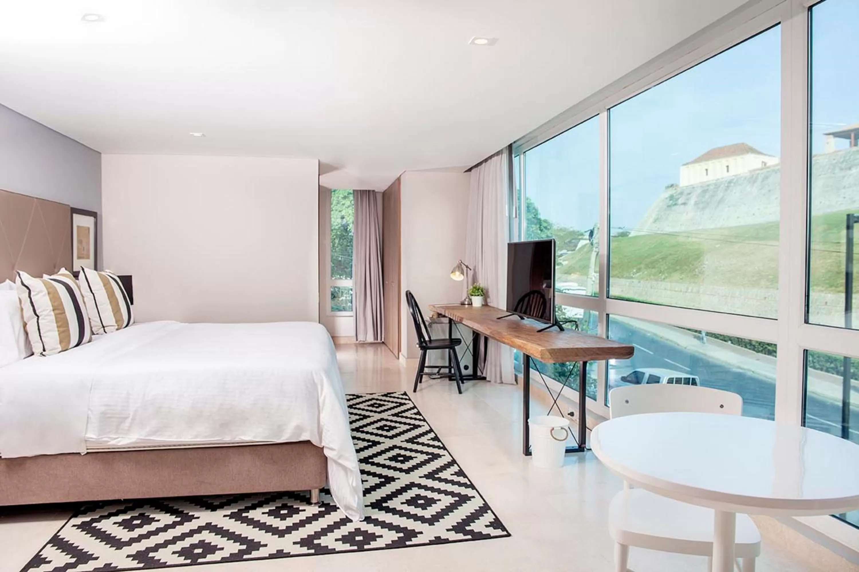 View (from property/room), Bed in GHL San Lazaro Art Hotel