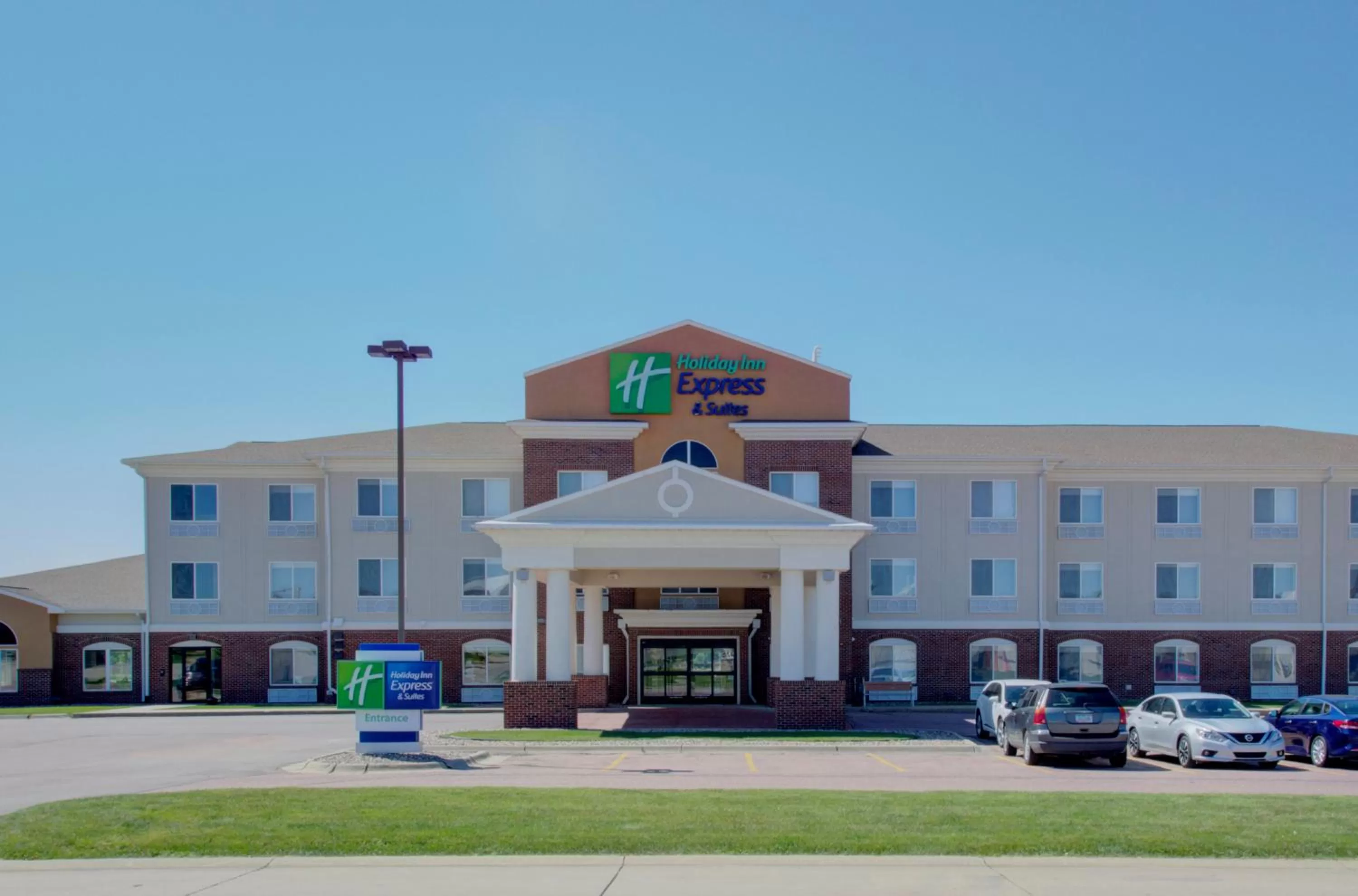 Holiday Inn Express & Suites Le Mars by IHG