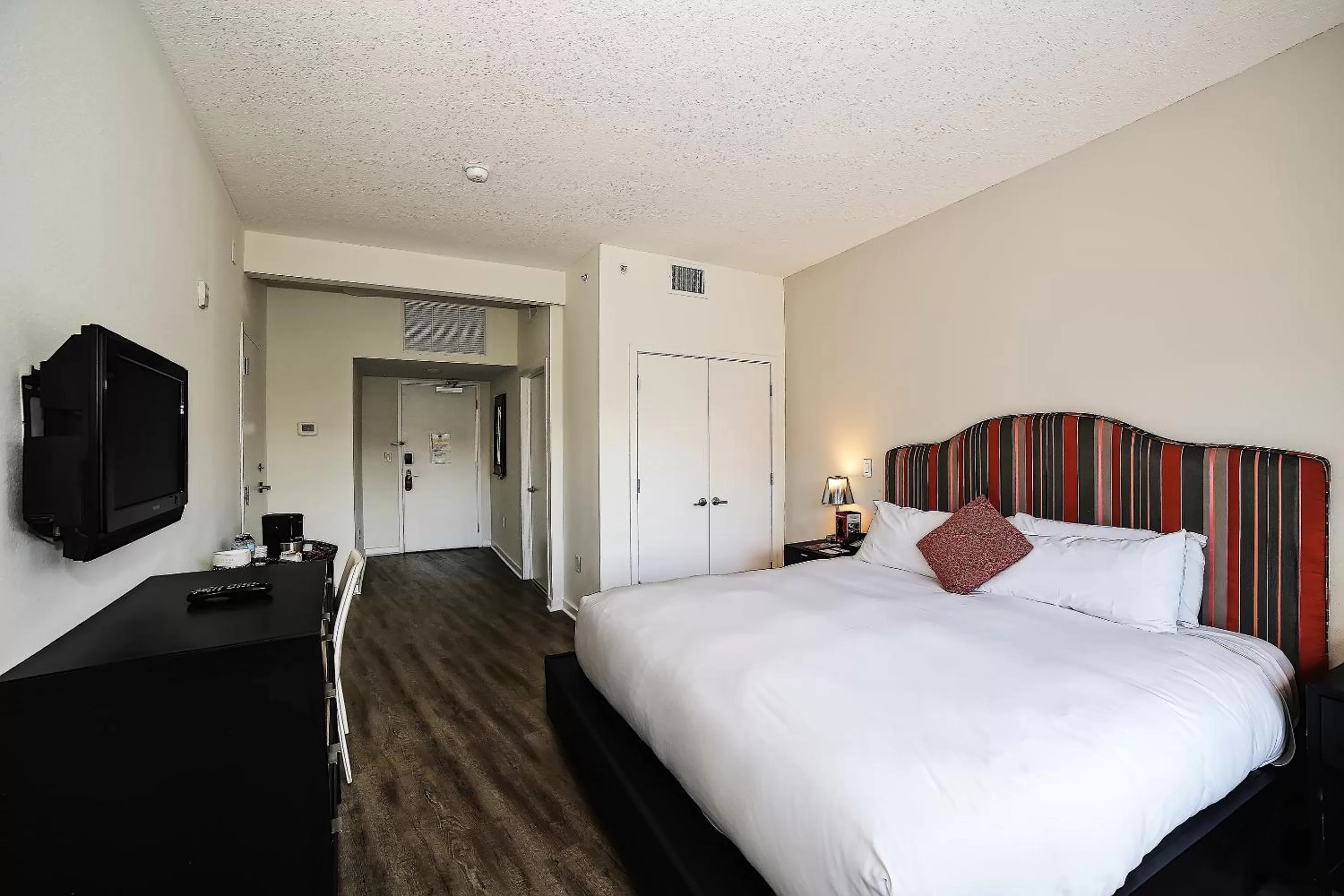 Bedroom, Bed in Meliá Orlando Celebration