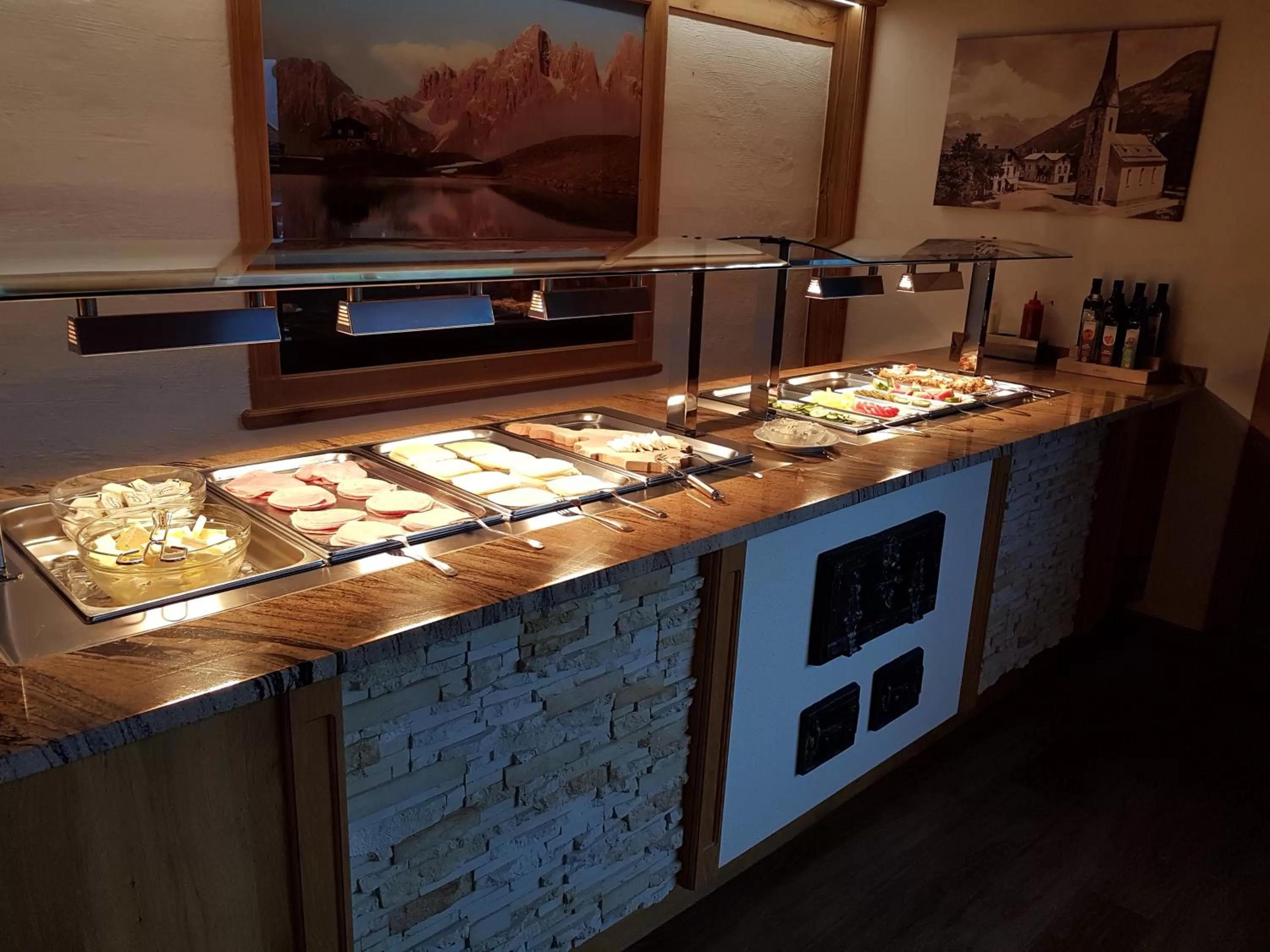 Restaurant/places to eat in Hotel Quehenberger