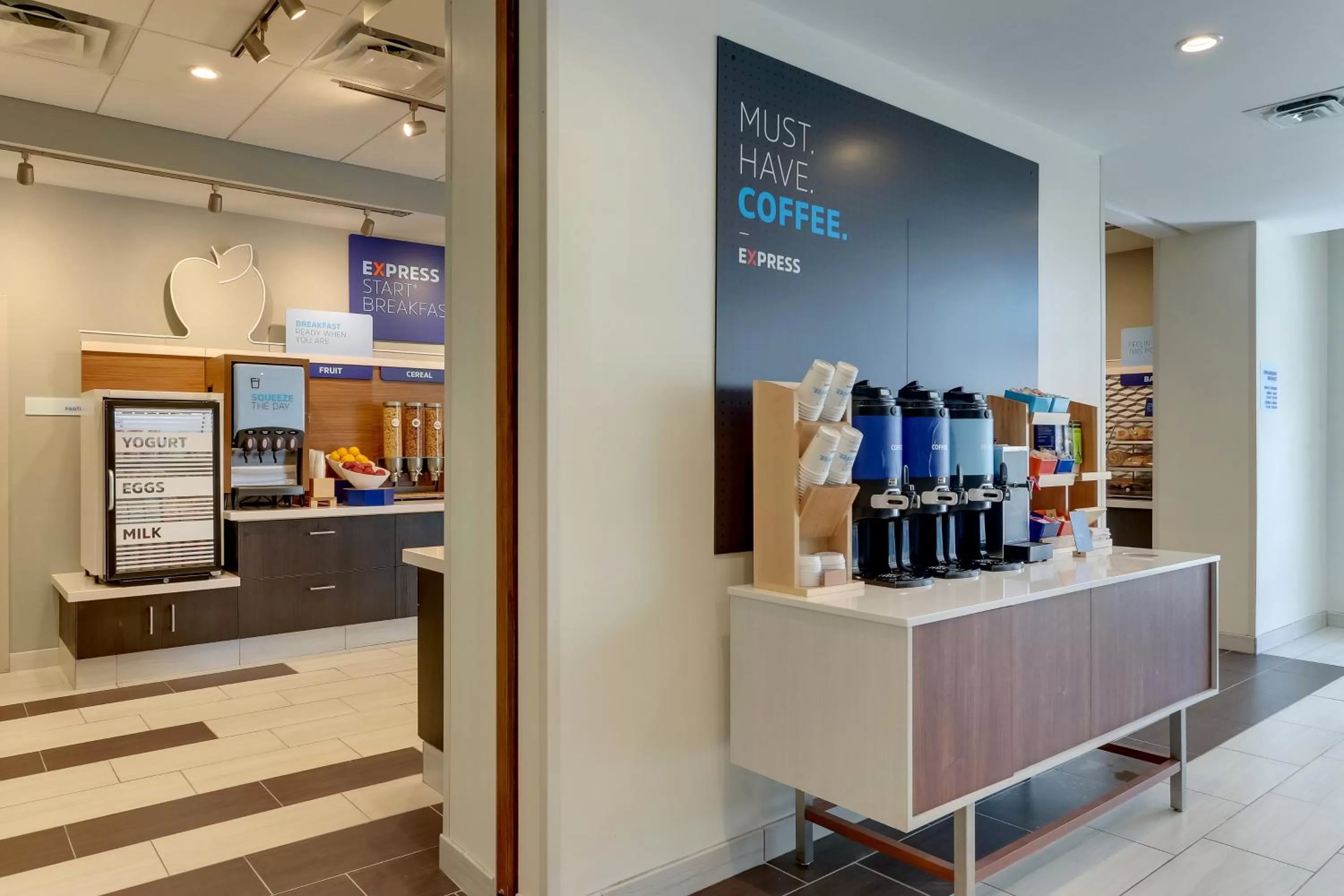 Breakfast in Holiday Inn Express - Wilmington - Porters Neck by IHG