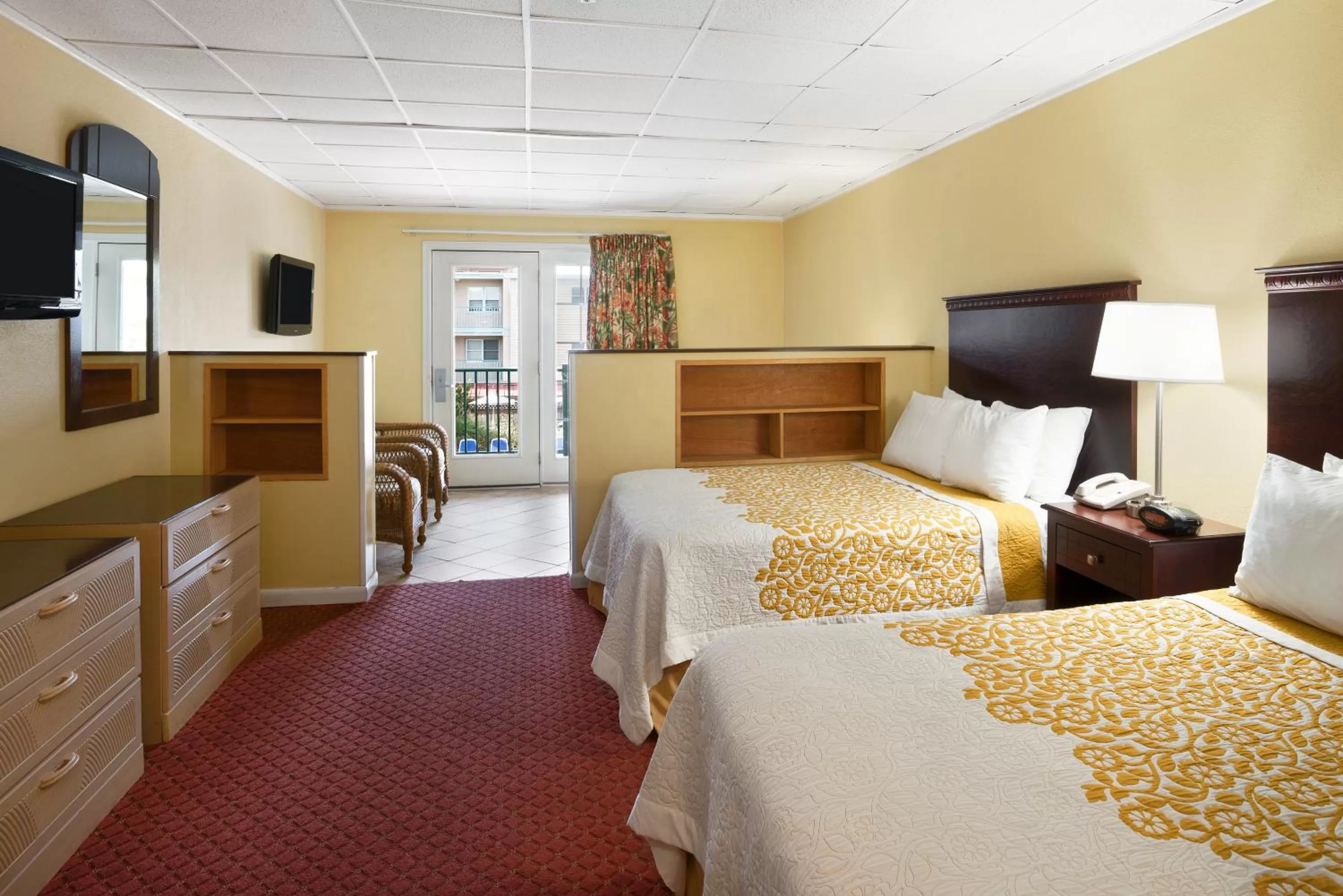 Day, Bed in Days Inn by Wyndham Ocean City Oceanfront