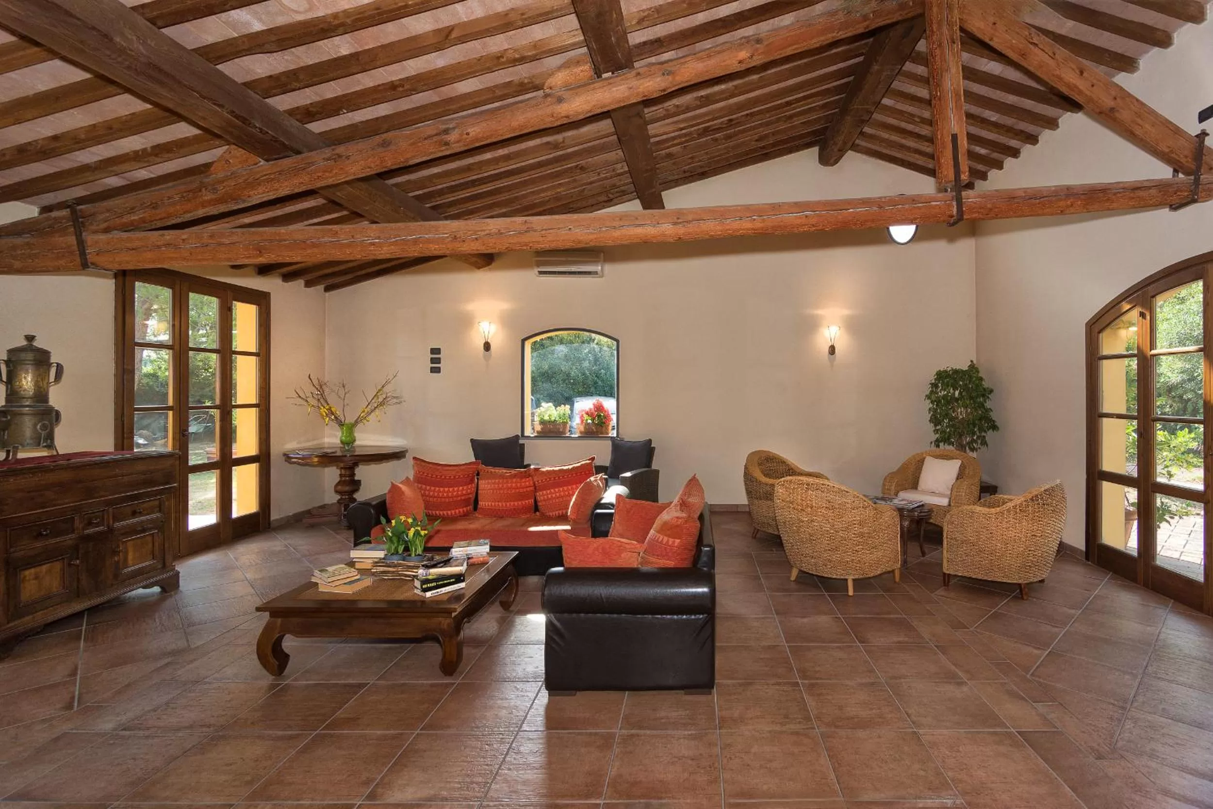 Communal lounge/ TV room in Pisa Holidays