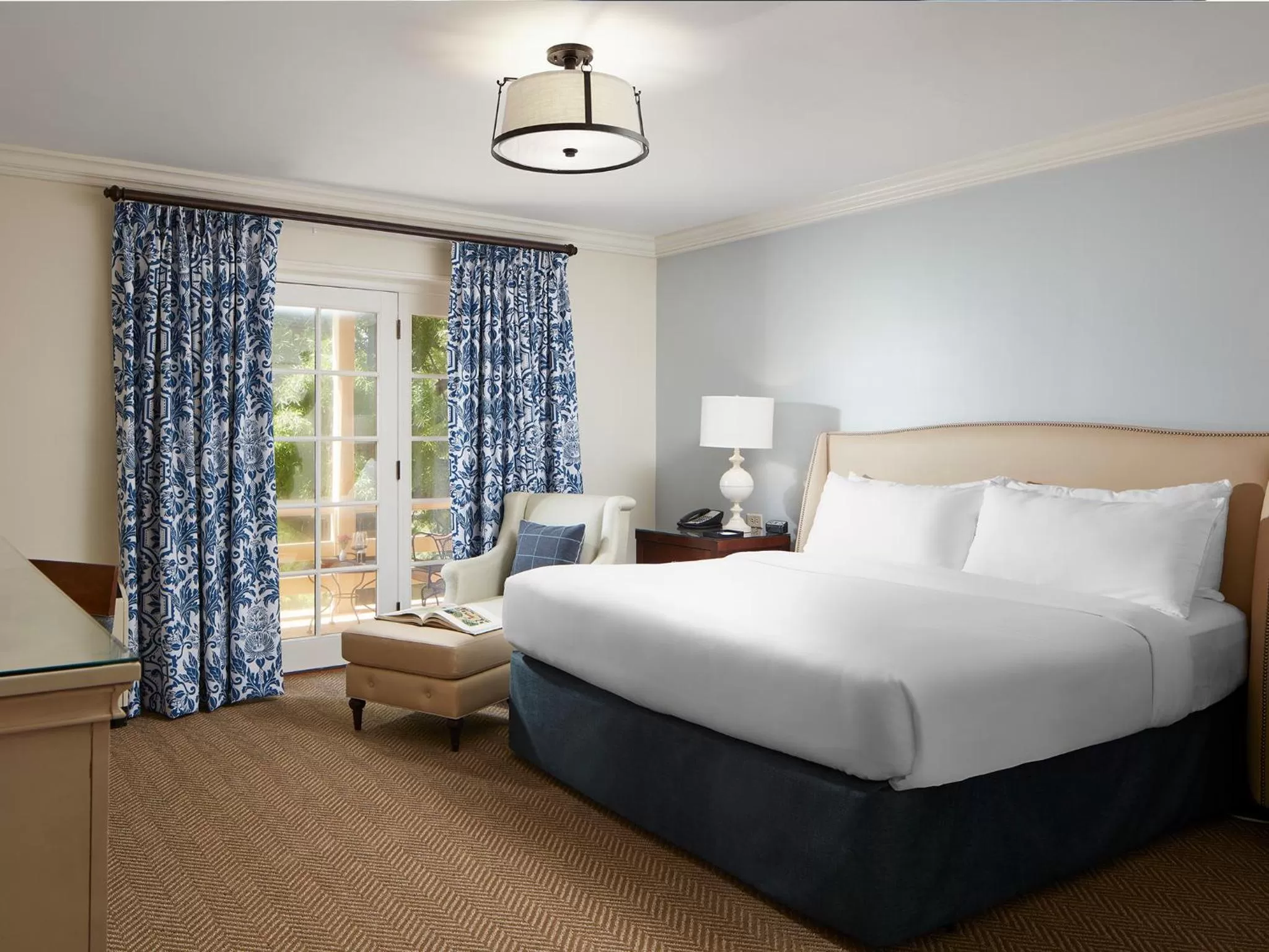 Bedroom, Bed in Boar's Head Resort