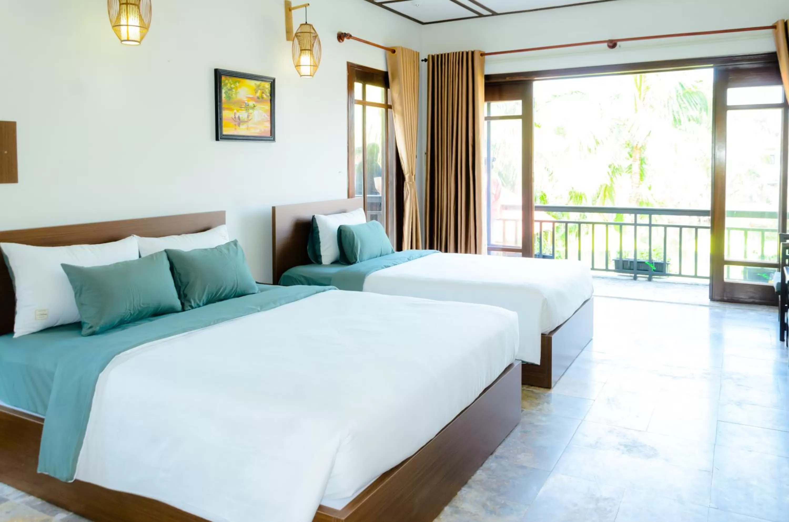 Deluxe Twin Room in Riverside Bamboo Resort Hoi An