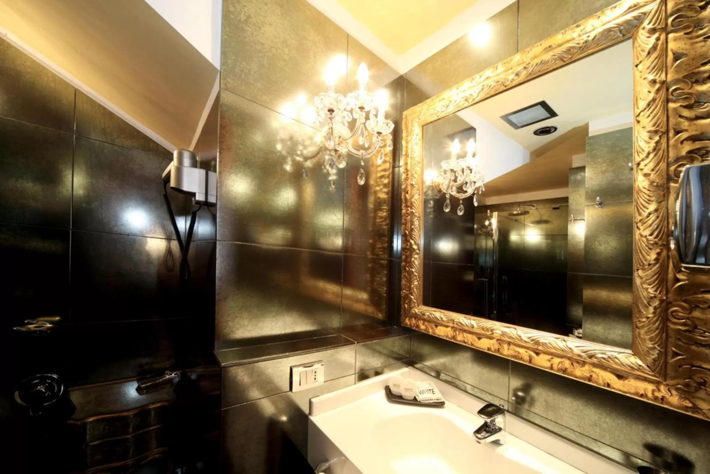 Bathroom in Boutique Hotel Campo de' Fiori