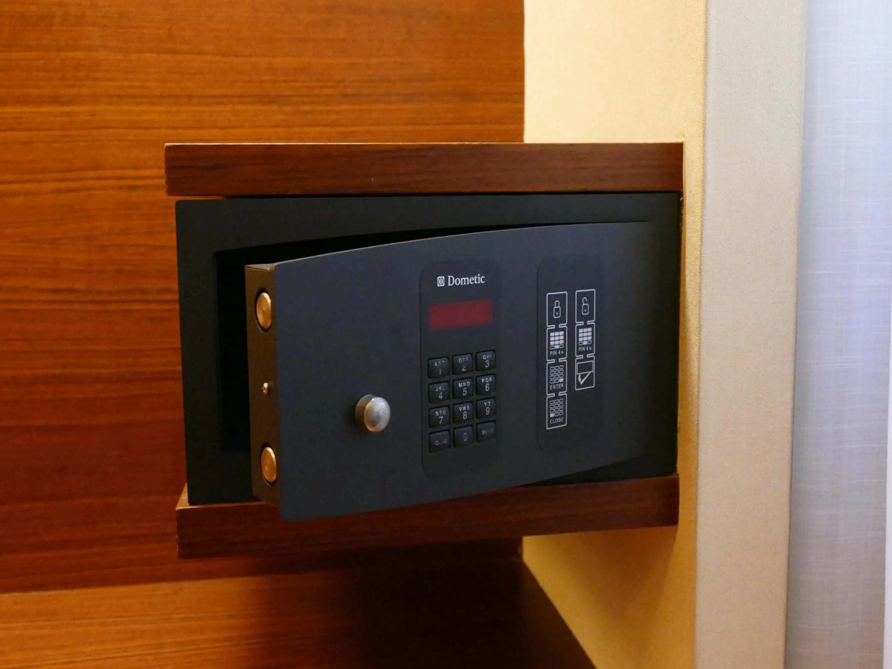 safe in Hotel Turin Barcelona