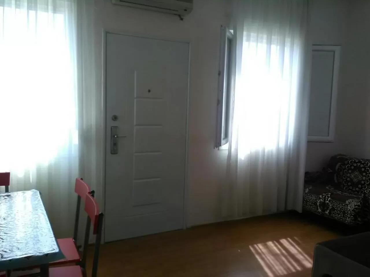 Bed in Apartments Vladimir